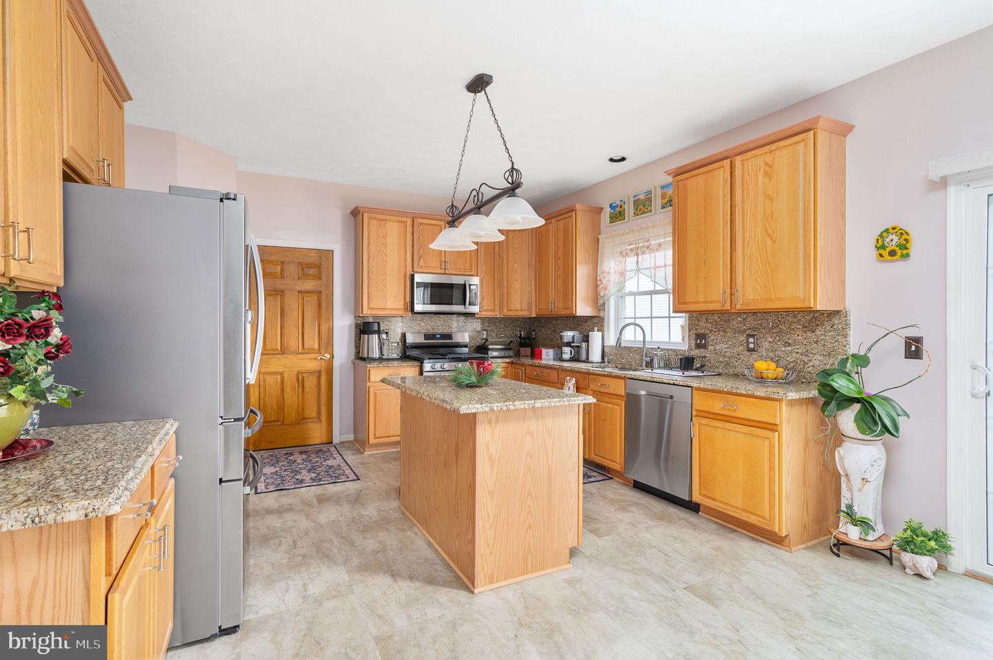 6910 GOVERNORS GRANT LN, FREDERICKSBURG, Virginia 22407, 4 Bedrooms Bedrooms, ,2 BathroomsBathrooms,Residential,For sale,6910 GOVERNORS GRANT LN,VASP2037812 MLS # VASP2037812