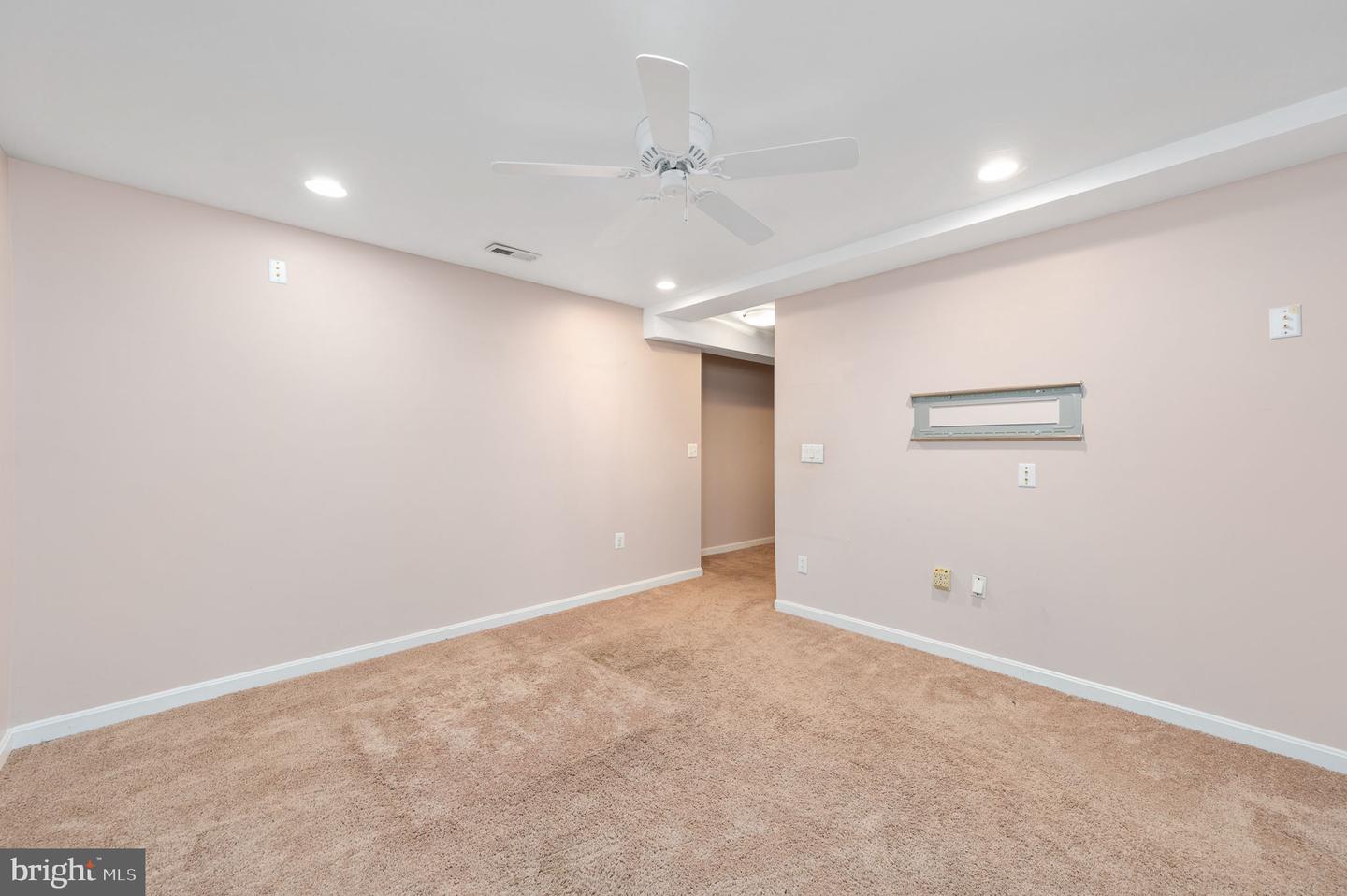 6910 GOVERNORS GRANT LN, FREDERICKSBURG, Virginia 22407, 4 Bedrooms Bedrooms, ,2 BathroomsBathrooms,Residential,For sale,6910 GOVERNORS GRANT LN,VASP2037812 MLS # VASP2037812