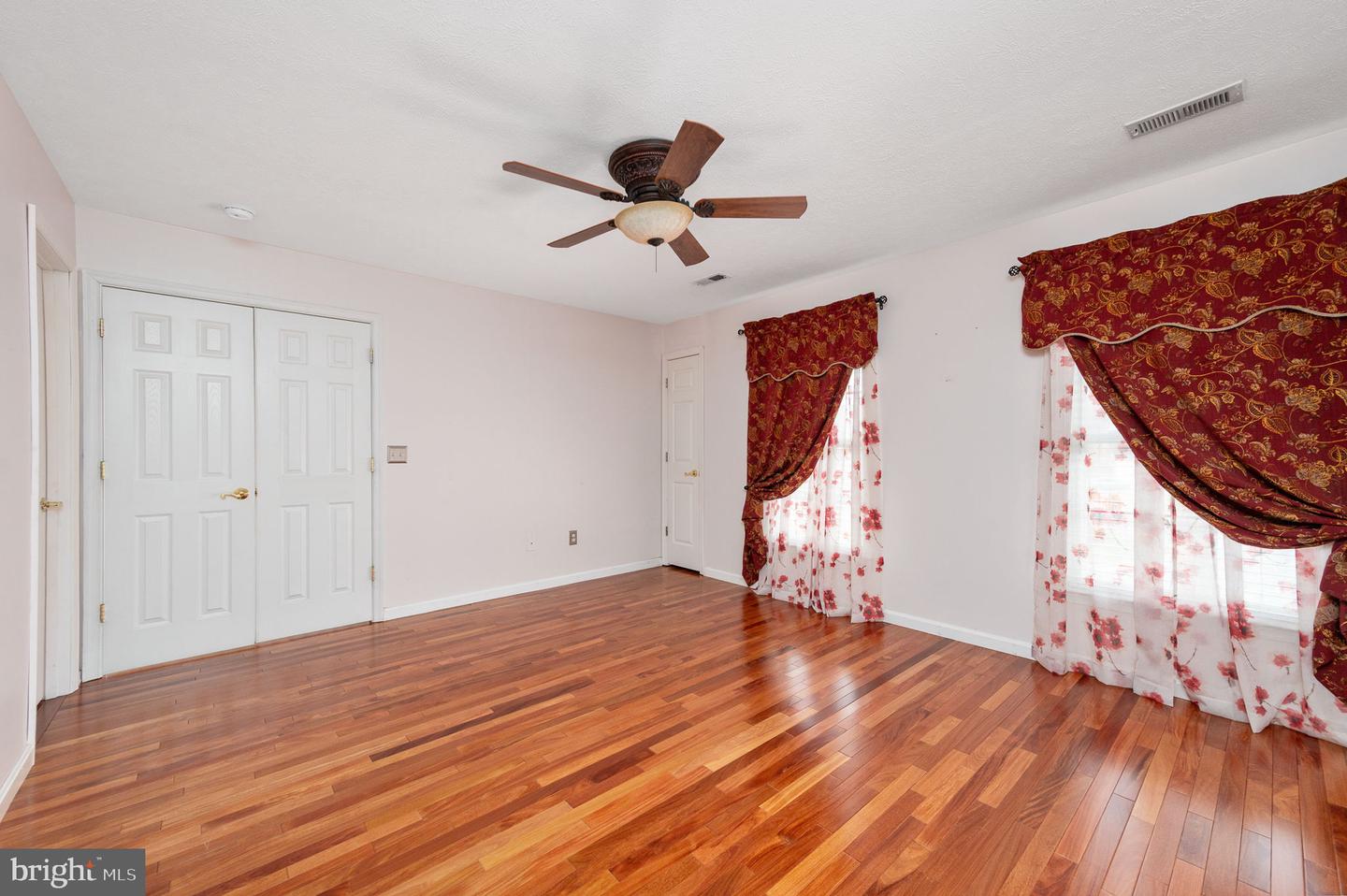 6910 GOVERNORS GRANT LN, FREDERICKSBURG, Virginia 22407, 4 Bedrooms Bedrooms, ,2 BathroomsBathrooms,Residential,For sale,6910 GOVERNORS GRANT LN,VASP2037812 MLS # VASP2037812