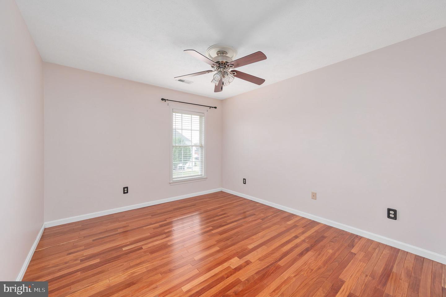 6910 GOVERNORS GRANT LN, FREDERICKSBURG, Virginia 22407, 4 Bedrooms Bedrooms, ,2 BathroomsBathrooms,Residential,For sale,6910 GOVERNORS GRANT LN,VASP2037812 MLS # VASP2037812