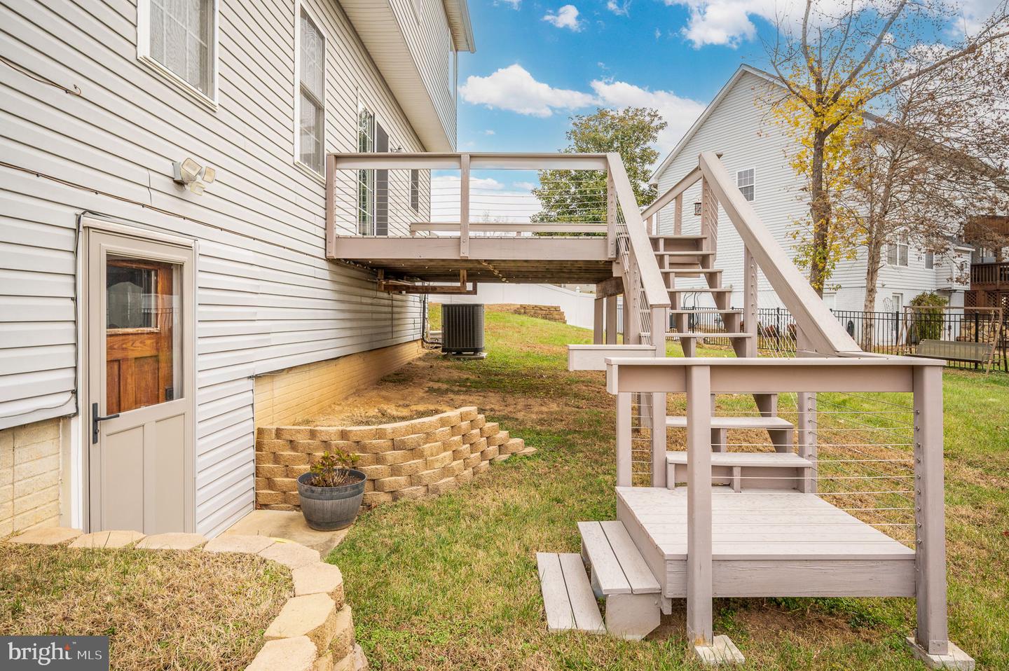 6910 GOVERNORS GRANT LN, FREDERICKSBURG, Virginia 22407, 4 Bedrooms Bedrooms, ,2 BathroomsBathrooms,Residential,For sale,6910 GOVERNORS GRANT LN,VASP2037812 MLS # VASP2037812