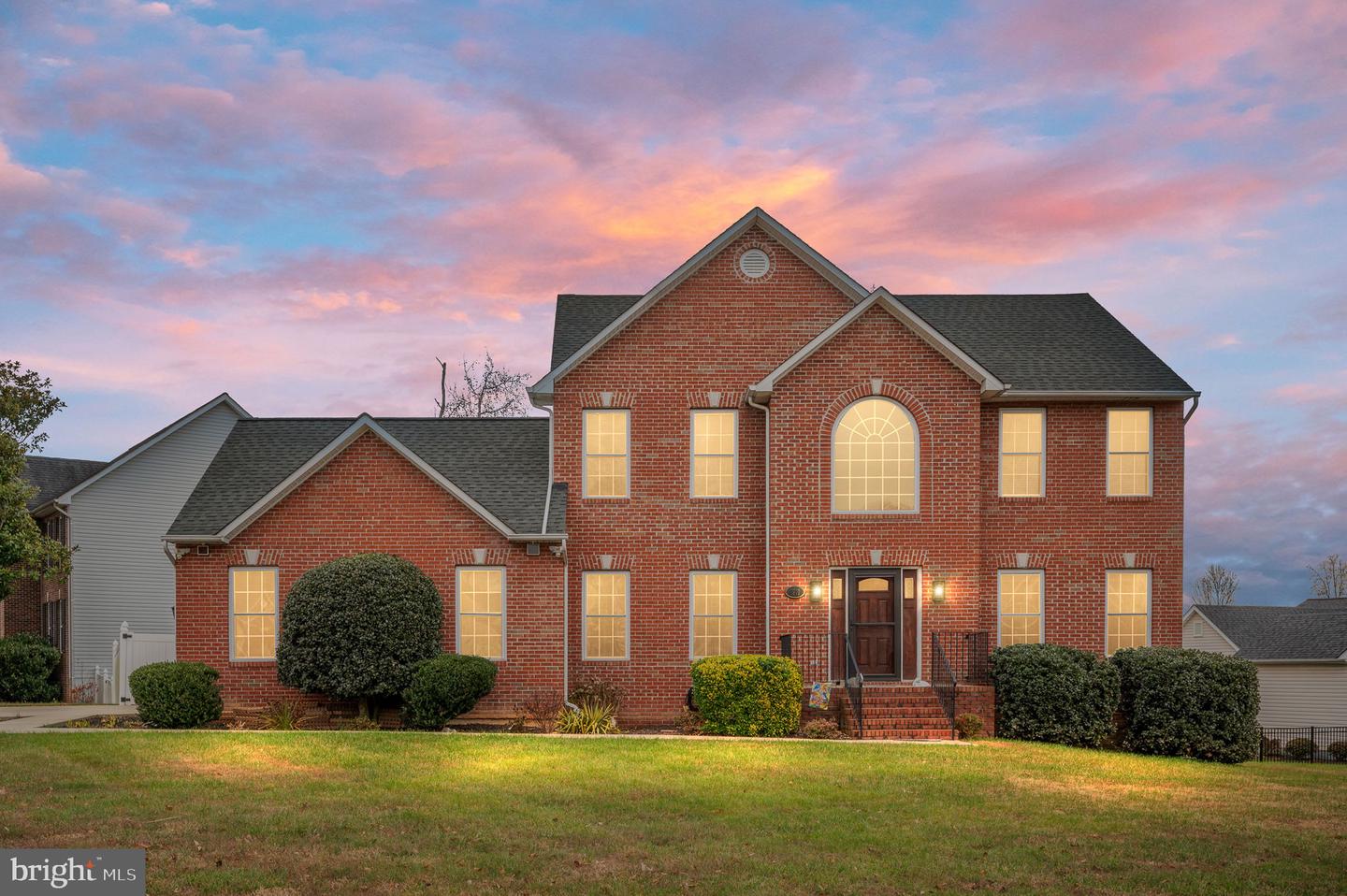 6910 GOVERNORS GRANT LN, FREDERICKSBURG, Virginia 22407, 4 Bedrooms Bedrooms, ,2 BathroomsBathrooms,Residential,For sale,6910 GOVERNORS GRANT LN,VASP2037812 MLS # VASP2037812