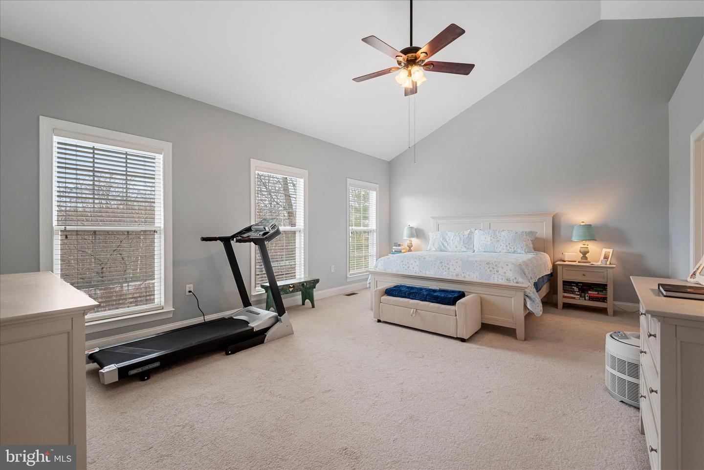 191 BANKS DR, WINCHESTER, Virginia 22602, 4 Bedrooms Bedrooms, ,3 BathroomsBathrooms,Residential,For sale,191 BANKS DR,VAFV2038226 MLS # VAFV2038226