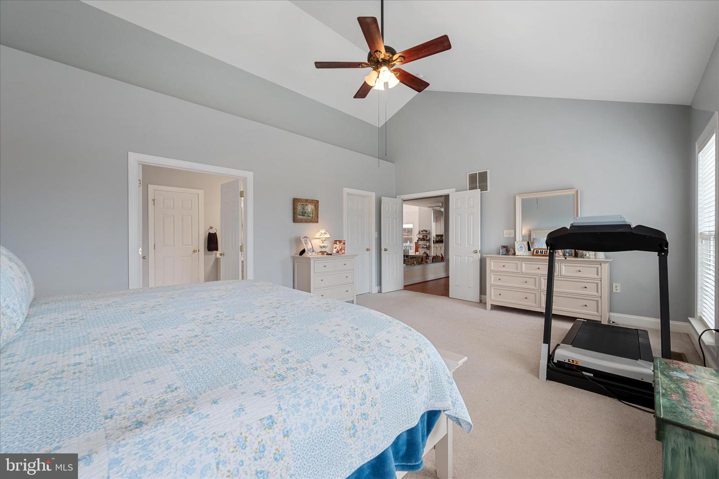 191 BANKS DR, WINCHESTER, Virginia 22602, 4 Bedrooms Bedrooms, ,3 BathroomsBathrooms,Residential,For sale,191 BANKS DR,VAFV2038226 MLS # VAFV2038226