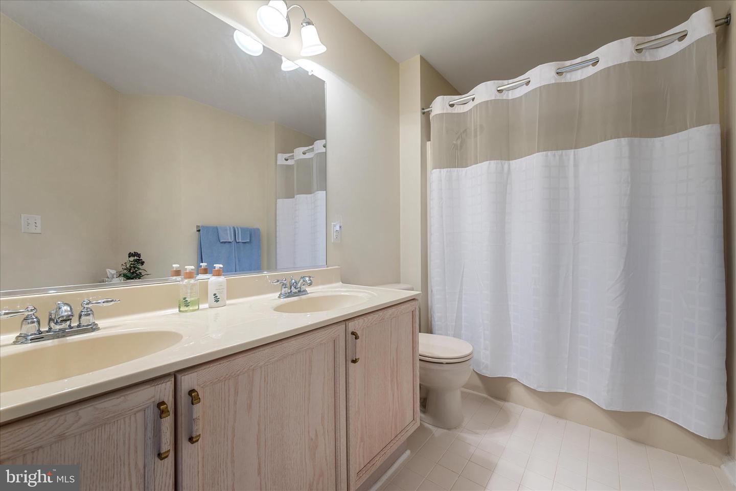 191 BANKS DR, WINCHESTER, Virginia 22602, 4 Bedrooms Bedrooms, ,3 BathroomsBathrooms,Residential,For sale,191 BANKS DR,VAFV2038226 MLS # VAFV2038226