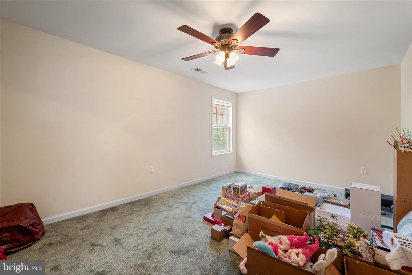 191 BANKS DR, WINCHESTER, Virginia 22602, 4 Bedrooms Bedrooms, ,3 BathroomsBathrooms,Residential,For sale,191 BANKS DR,VAFV2038226 MLS # VAFV2038226