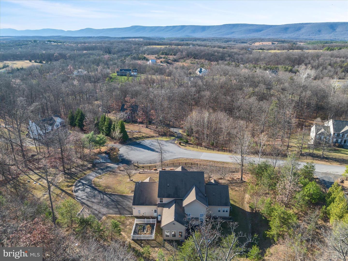 191 BANKS DR, WINCHESTER, Virginia 22602, 4 Bedrooms Bedrooms, ,3 BathroomsBathrooms,Residential,For sale,191 BANKS DR,VAFV2038226 MLS # VAFV2038226