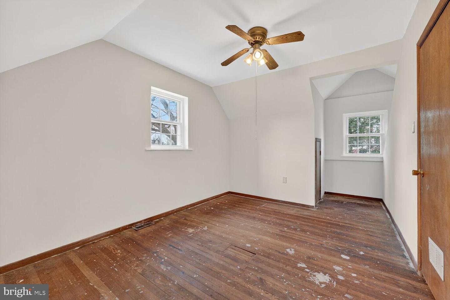 3701 CAMDEN ST SE, WASHINGTON, District Of Columbia 20020, 3 Bedrooms Bedrooms, 15 Rooms Rooms,3 BathroomsBathrooms,Residential,For sale,3701 CAMDEN ST SE,DCDC2233118 MLS # DCDC2233118