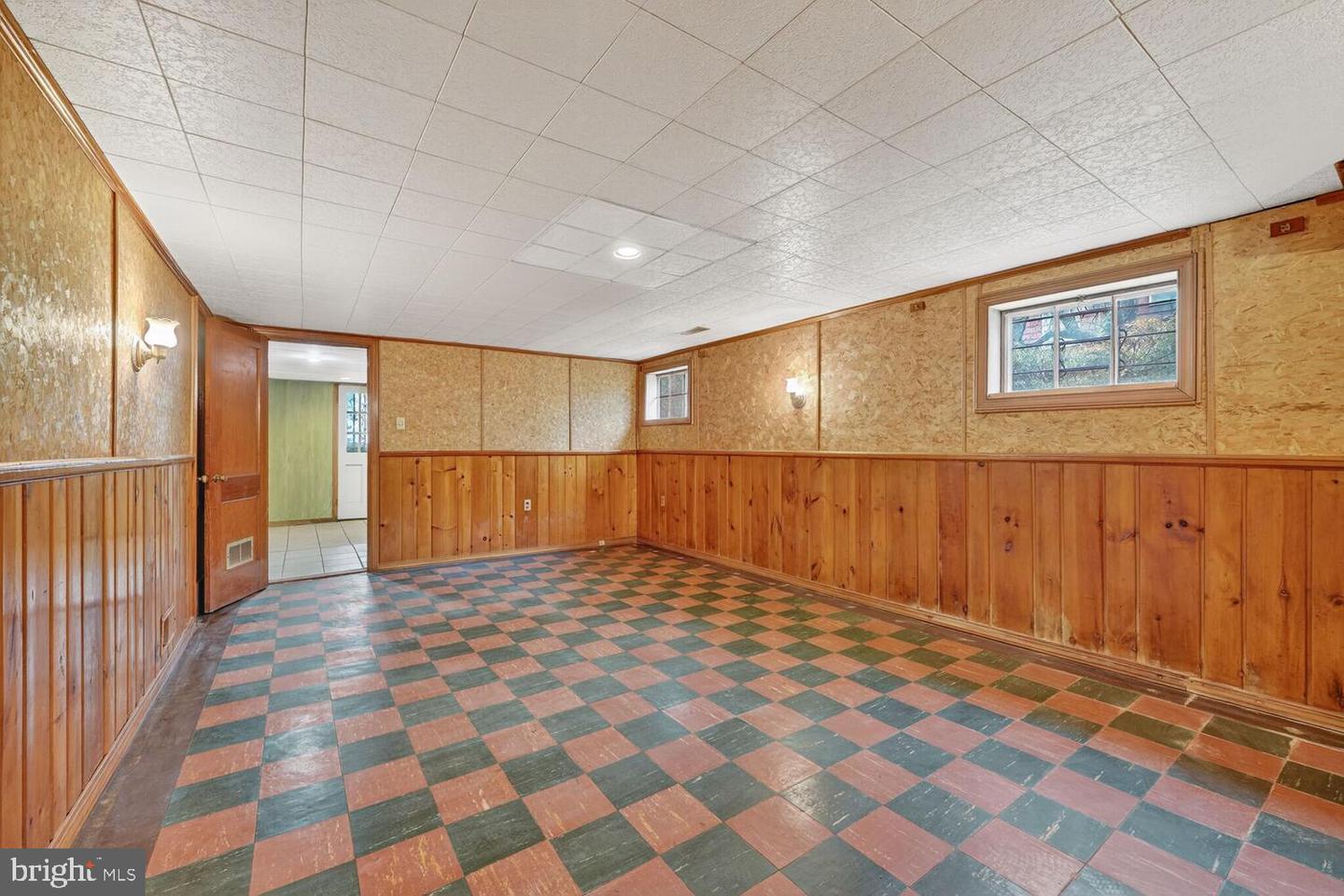 3701 CAMDEN ST SE, WASHINGTON, District Of Columbia 20020, 3 Bedrooms Bedrooms, 15 Rooms Rooms,3 BathroomsBathrooms,Residential,For sale,3701 CAMDEN ST SE,DCDC2233118 MLS # DCDC2233118