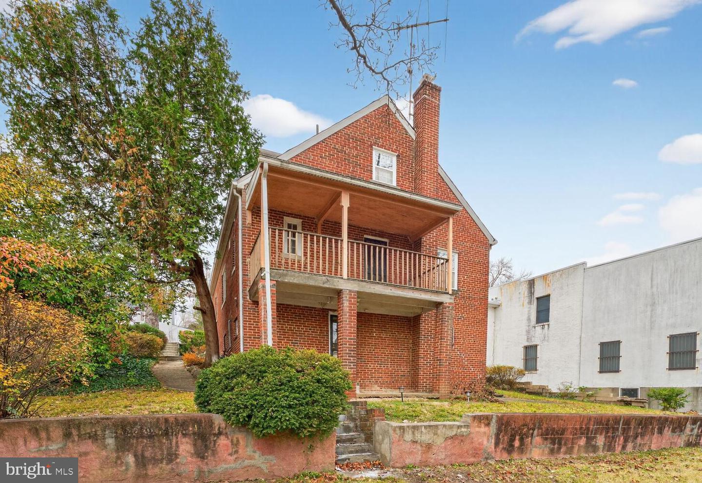 3701 CAMDEN ST SE, WASHINGTON, District Of Columbia 20020, 3 Bedrooms Bedrooms, 15 Rooms Rooms,3 BathroomsBathrooms,Residential,For sale,3701 CAMDEN ST SE,DCDC2233118 MLS # DCDC2233118