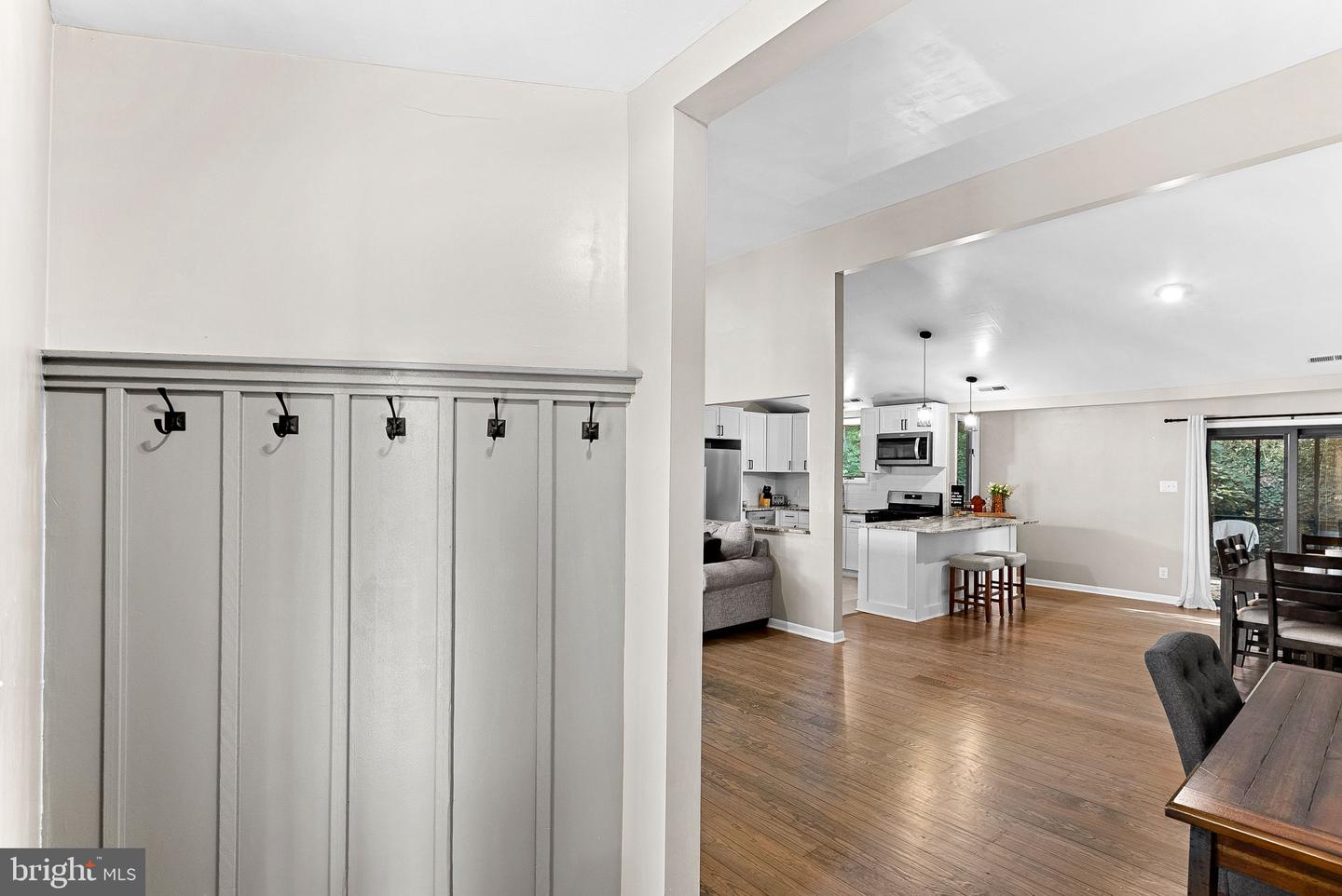 862 CARRIER DR, STRASBURG, Virginia 22657, 3 Bedrooms Bedrooms, ,2 BathroomsBathrooms,Residential,For sale,862 CARRIER DR,VASH2012694 MLS # VASH2012694