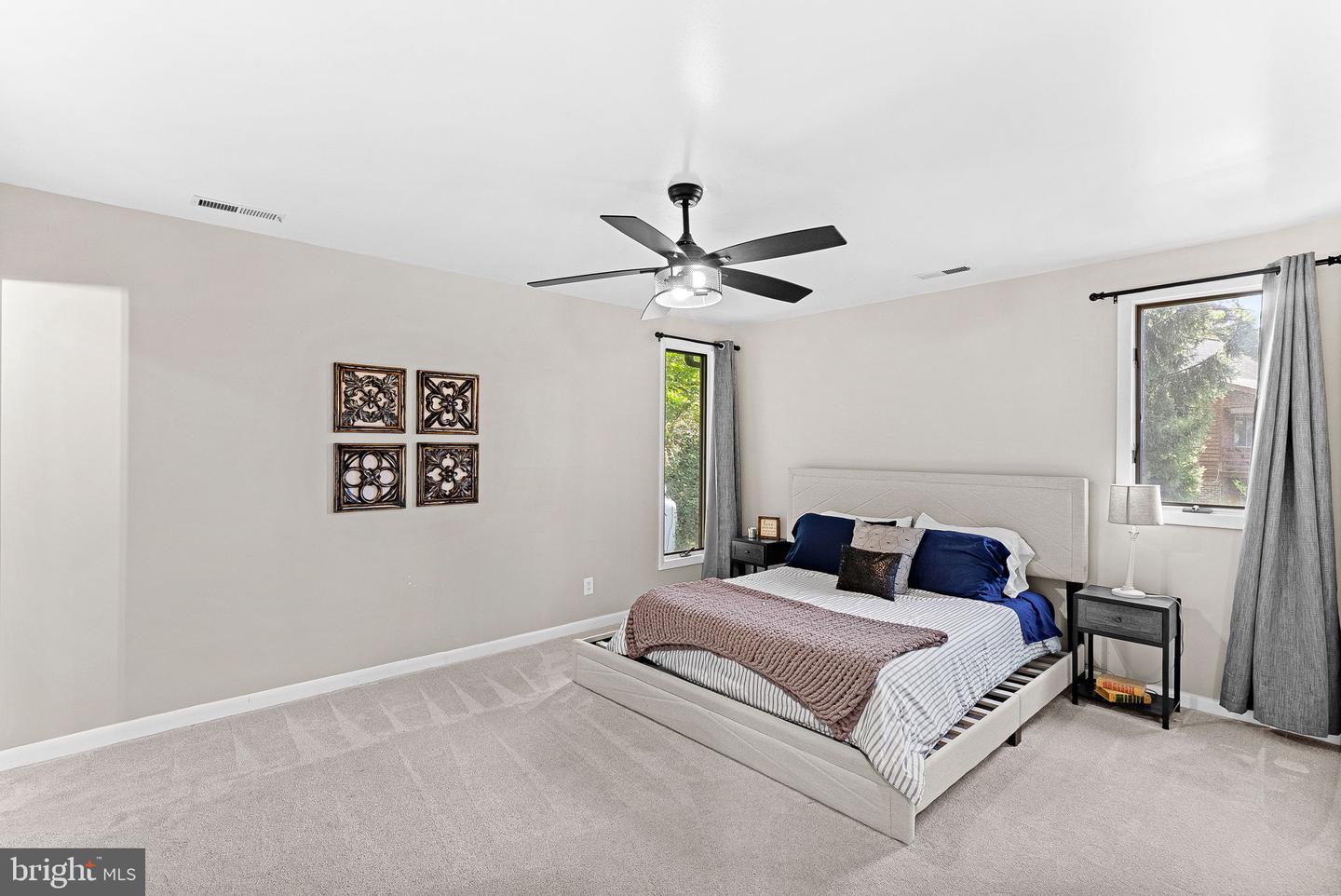 862 CARRIER DR, STRASBURG, Virginia 22657, 3 Bedrooms Bedrooms, ,2 BathroomsBathrooms,Residential,For sale,862 CARRIER DR,VASH2012694 MLS # VASH2012694