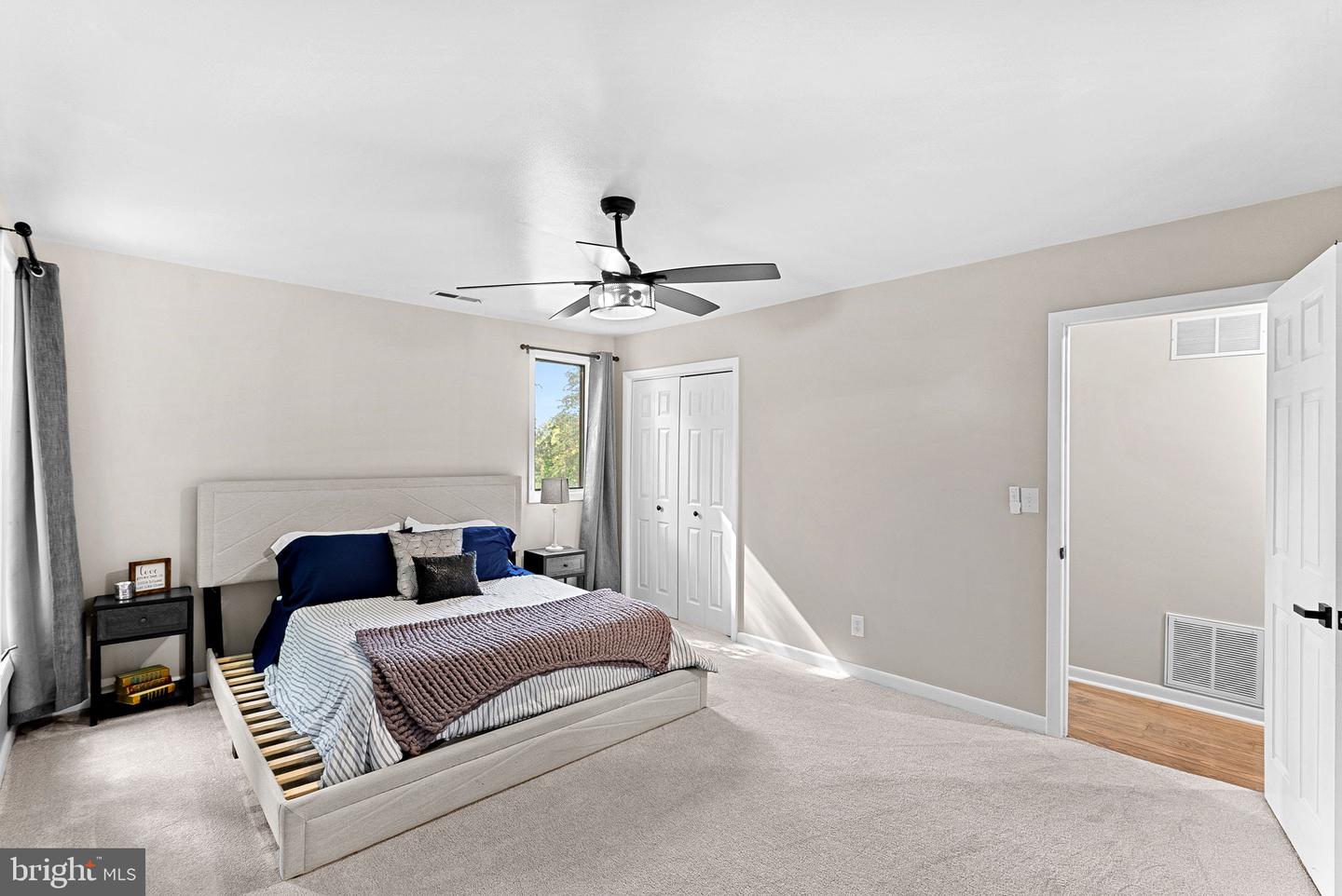 862 CARRIER DR, STRASBURG, Virginia 22657, 3 Bedrooms Bedrooms, ,2 BathroomsBathrooms,Residential,For sale,862 CARRIER DR,VASH2012694 MLS # VASH2012694