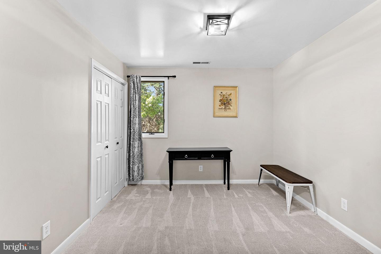 862 CARRIER DR, STRASBURG, Virginia 22657, 3 Bedrooms Bedrooms, ,2 BathroomsBathrooms,Residential,For sale,862 CARRIER DR,VASH2012694 MLS # VASH2012694