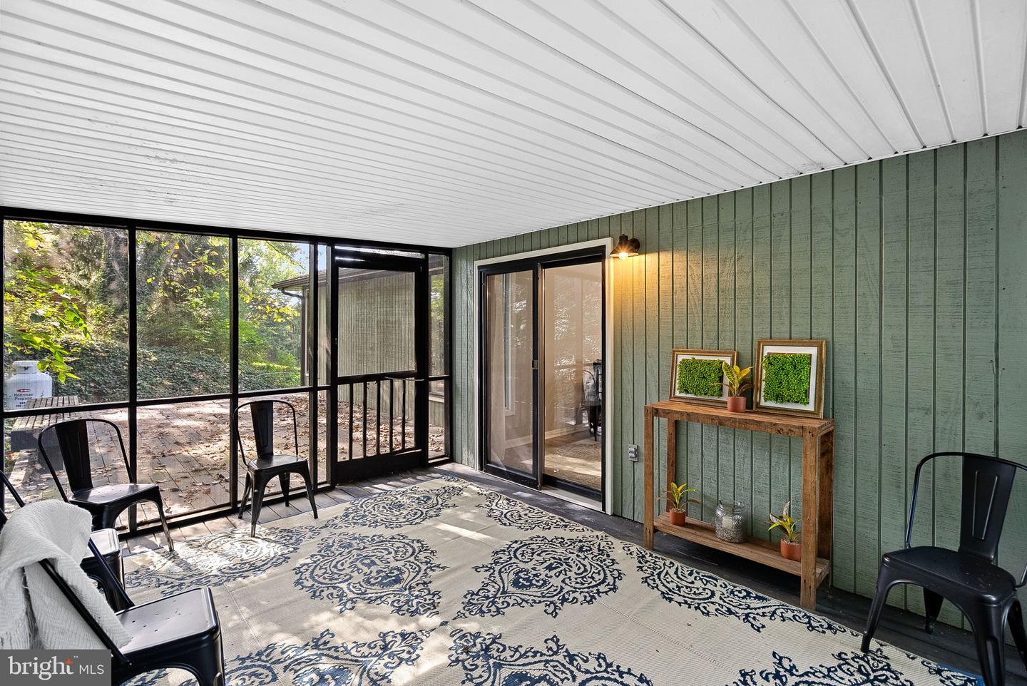 862 CARRIER DR, STRASBURG, Virginia 22657, 3 Bedrooms Bedrooms, ,2 BathroomsBathrooms,Residential,For sale,862 CARRIER DR,VASH2012694 MLS # VASH2012694