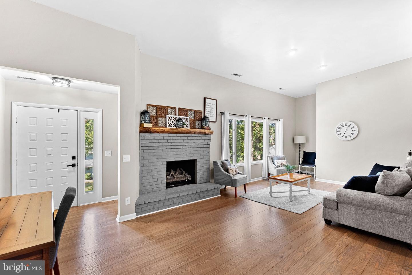 862 CARRIER DR, STRASBURG, Virginia 22657, 3 Bedrooms Bedrooms, ,2 BathroomsBathrooms,Residential,For sale,862 CARRIER DR,VASH2012694 MLS # VASH2012694