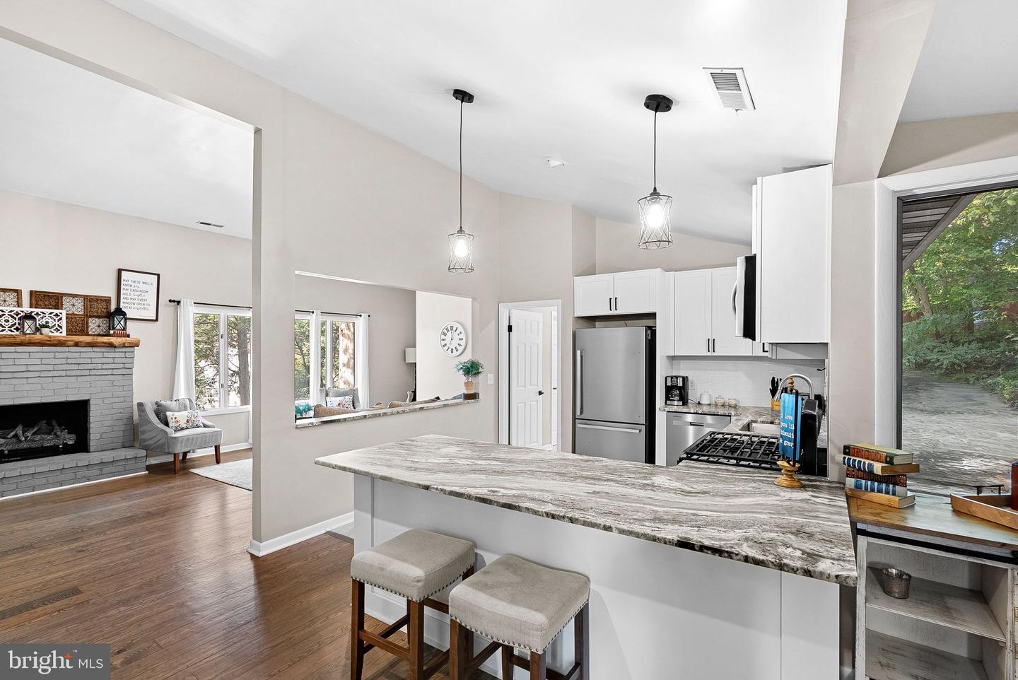 862 CARRIER DR, STRASBURG, Virginia 22657, 3 Bedrooms Bedrooms, ,2 BathroomsBathrooms,Residential,For sale,862 CARRIER DR,VASH2012694 MLS # VASH2012694