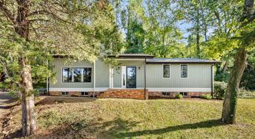 862 CARRIER DR, STRASBURG, Virginia 22657, 3 Bedrooms Bedrooms, ,2 BathroomsBathrooms,Residential,For sale,862 CARRIER DR,VASH2012694 MLS # VASH2012694