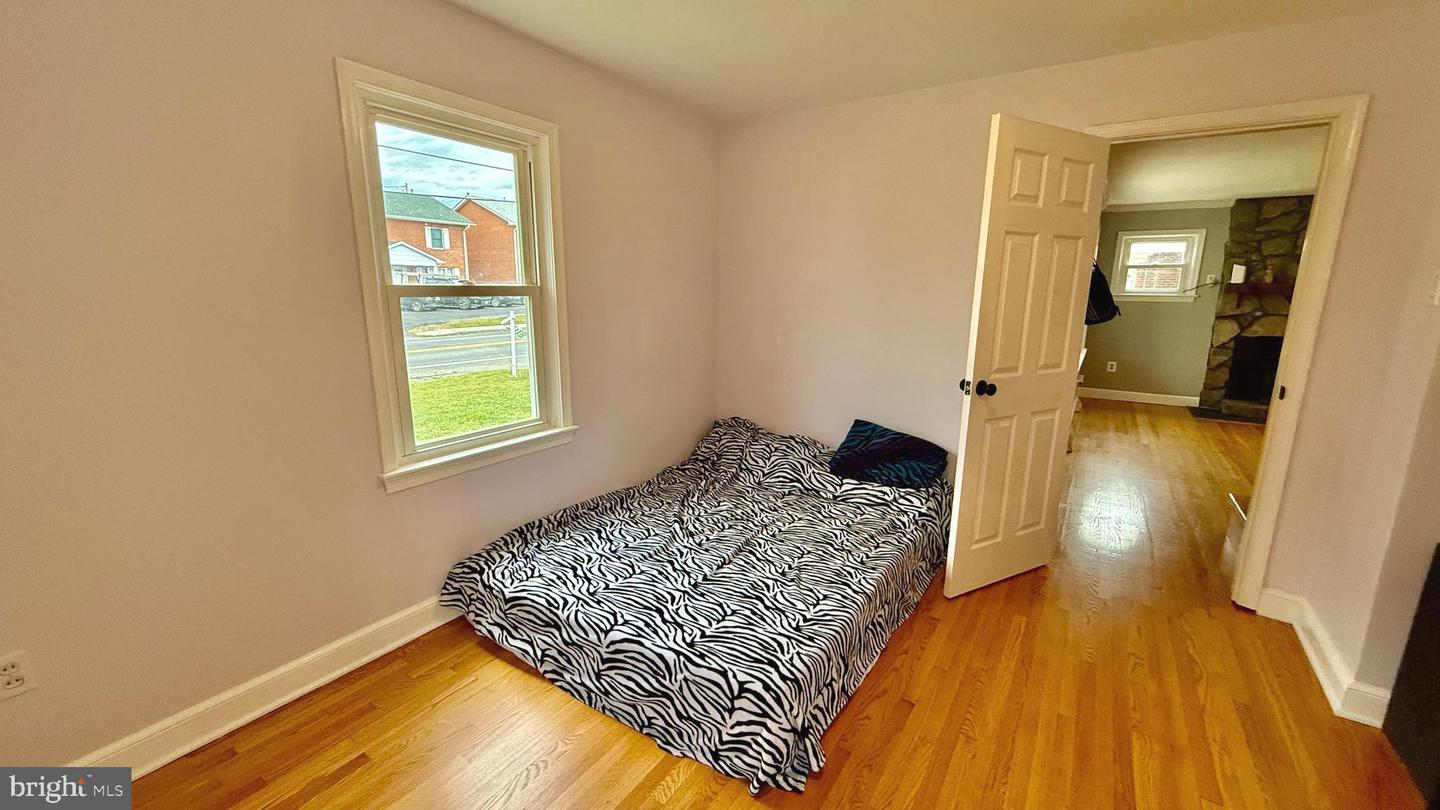 2250 ROOSEVELT BLVD, WINCHESTER, Virginia 22601, 6 Bedrooms Bedrooms, ,3 BathroomsBathrooms,Residential,For sale,2250 ROOSEVELT BLVD,VAWI2009326 MLS # VAWI2009326