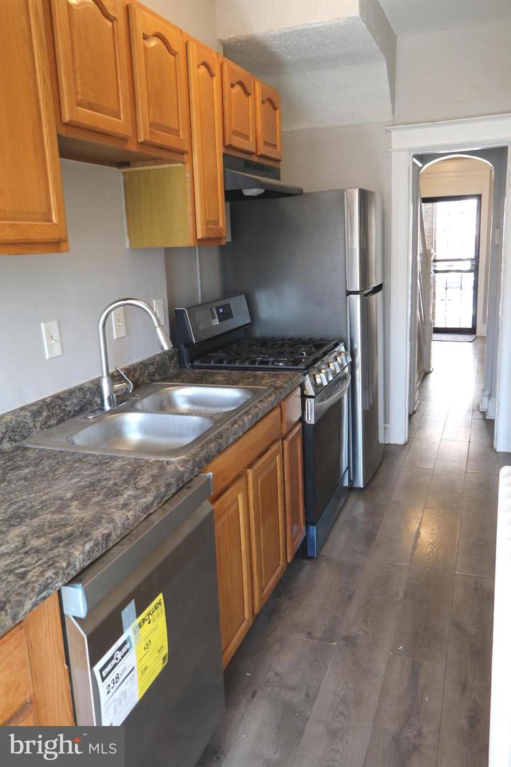 1235 OWEN PL NE, WASHINGTON, District Of Columbia 20002, 4 Bedrooms Bedrooms, ,2 BathroomsBathrooms,Residential,For sale,1235 OWEN PL NE,DCDC2231452 MLS # DCDC2231452