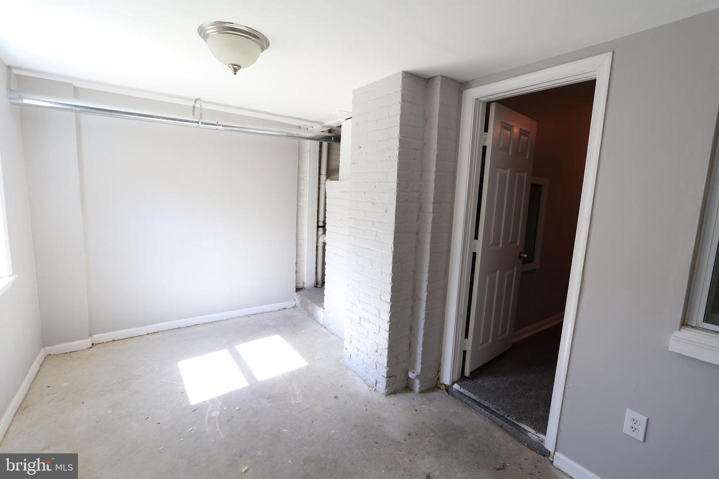 1235 OWEN PL NE, WASHINGTON, District Of Columbia 20002, 4 Bedrooms Bedrooms, ,2 BathroomsBathrooms,Residential,For sale,1235 OWEN PL NE,DCDC2231452 MLS # DCDC2231452