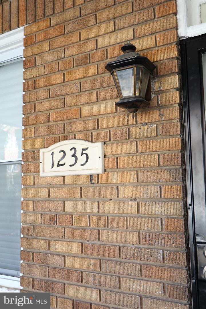 1235 OWEN PL NE, WASHINGTON, District Of Columbia 20002, 4 Bedrooms Bedrooms, ,2 BathroomsBathrooms,Residential,For sale,1235 OWEN PL NE,DCDC2231452 MLS # DCDC2231452