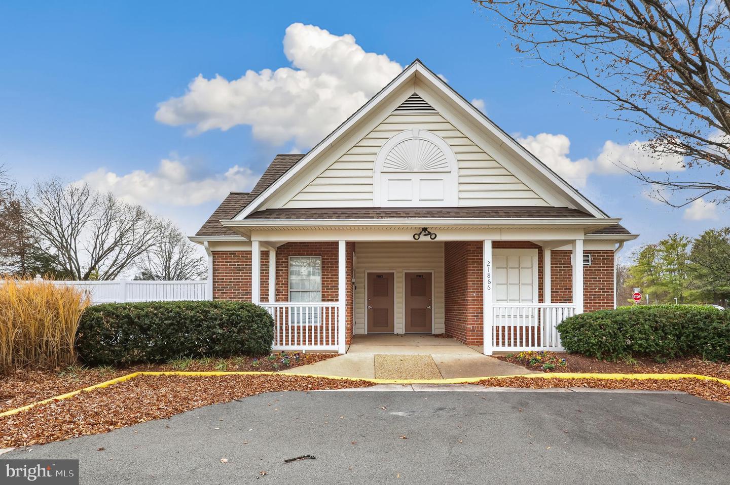 21845 BALDWIN SQ #101, STERLING, Virginia 20164, 2 Bedrooms Bedrooms, ,2 BathroomsBathrooms,Residential,For sale,21845 BALDWIN SQ #101,VALO2111302 MLS # VALO2111302 21845 BALDWIN SQ #101, STERLING, Virginia 20164, 2 Bedrooms Bedrooms, ,2 BathroomsBathrooms,Residential,For sale,21845 BALDWIN SQ #101,VALO2111302 MLS # VALO2111302