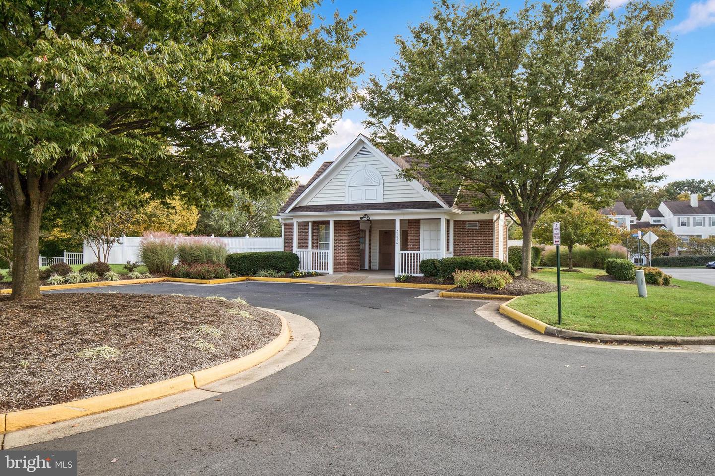 21845 BALDWIN SQ #101, STERLING, Virginia 20164, 2 Bedrooms Bedrooms, ,2 BathroomsBathrooms,Residential,For sale,21845 BALDWIN SQ #101,VALO2111302 MLS # VALO2111302 21845 BALDWIN SQ #101, STERLING, Virginia 20164, 2 Bedrooms Bedrooms, ,2 BathroomsBathrooms,Residential,For sale,21845 BALDWIN SQ #101,VALO2111302 MLS # VALO2111302