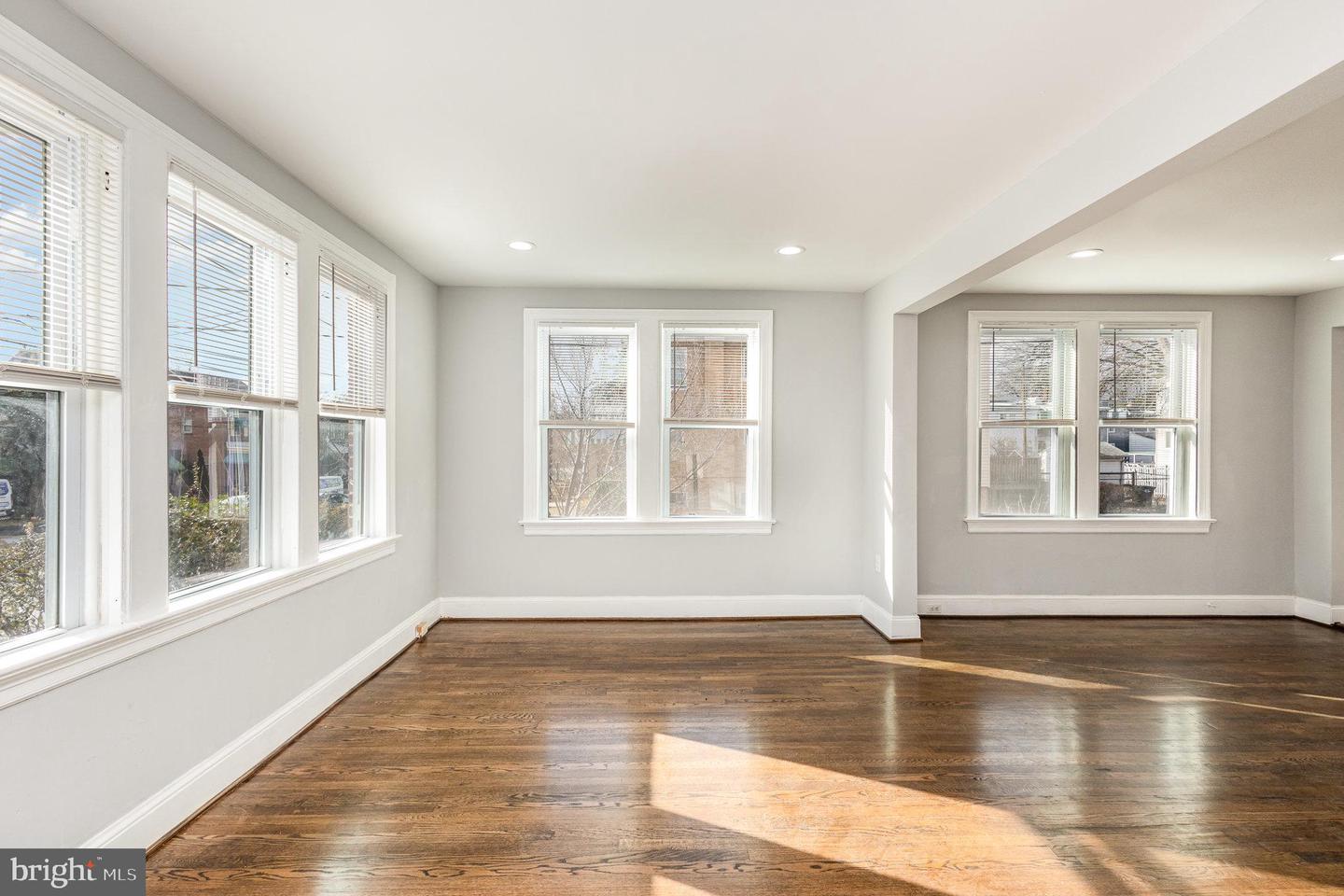 711 QUACKENBOS ST NW, WASHINGTON, District Of Columbia 20011, 3 Bedrooms Bedrooms, 6 Rooms Rooms,2 BathroomsBathrooms,Residential,For sale,711 QUACKENBOS ST NW,DCDC2232458 MLS # DCDC2232458