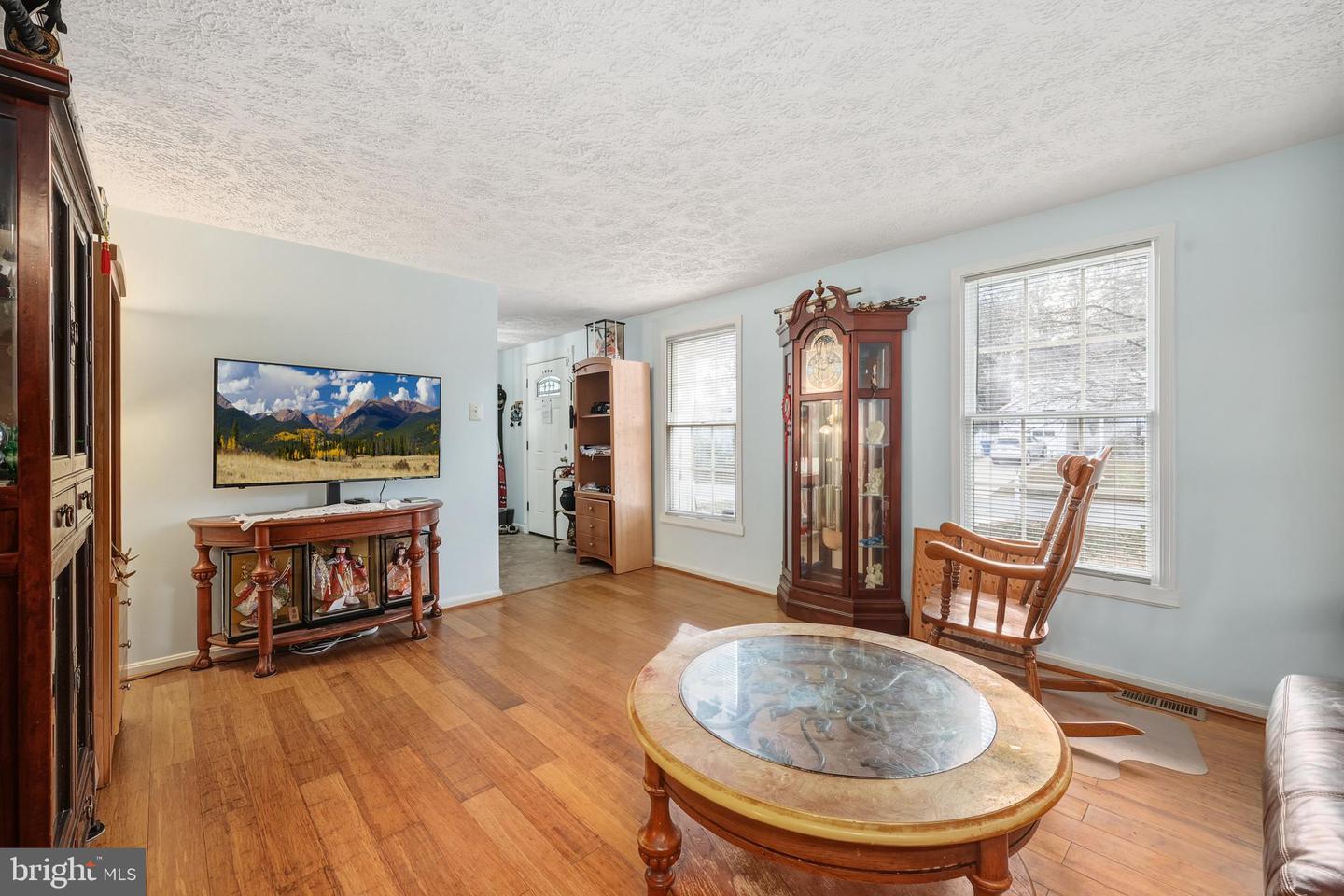 6905 RUNNYMEDE TRL, FREDERICKSBURG, Virginia 22407, 3 Bedrooms Bedrooms, 12 Rooms Rooms,3 BathroomsBathrooms,Residential,For sale,6905 RUNNYMEDE TRL,VASP2037820 MLS # VASP2037820