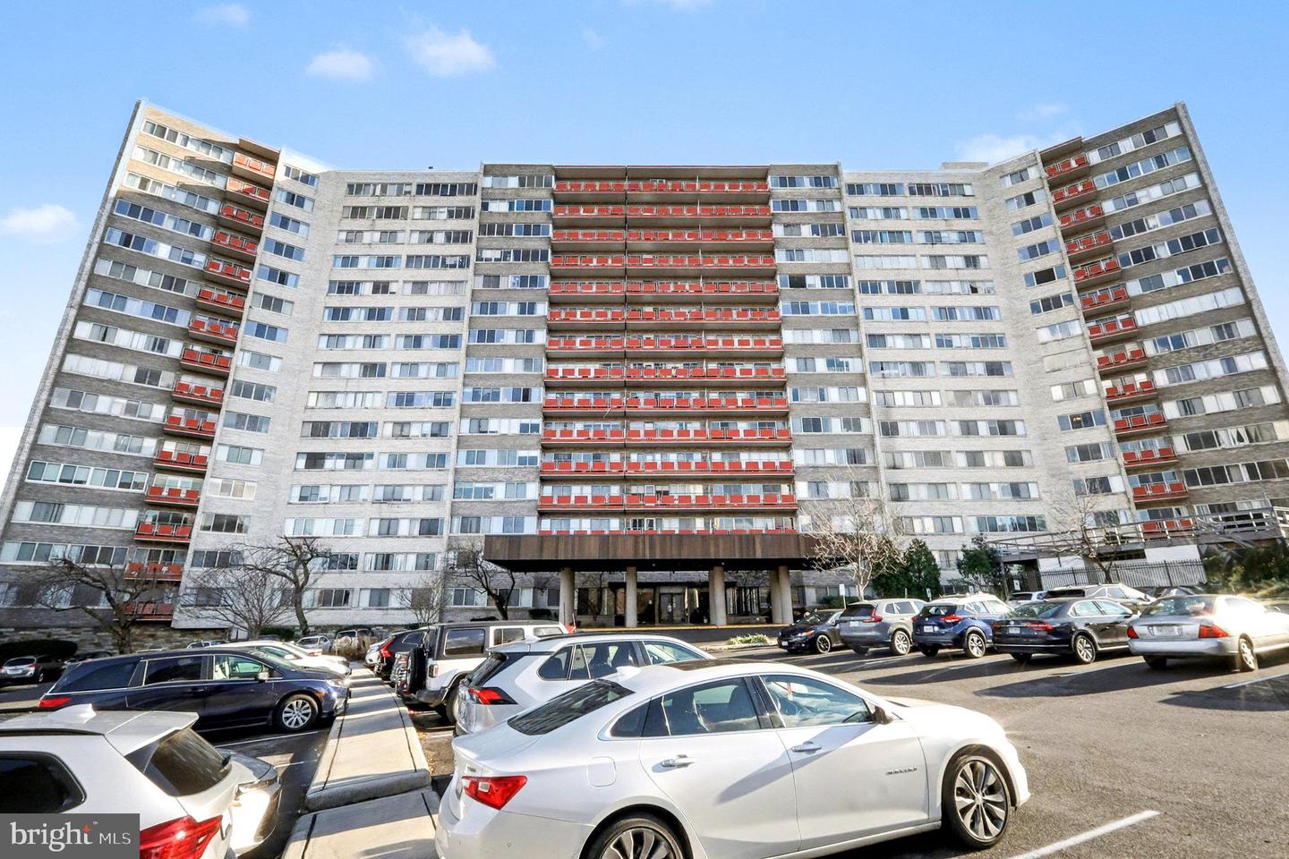5340 HOLMES RUN PKWY #1118, ALEXANDRIA, Virginia 22304, 2 Bedrooms Bedrooms, ,1 BathroomBathrooms,Residential,For sale,5340 HOLMES RUN PKWY #1118,VAAX2052050 MLS # VAAX2052050 5340 HOLMES RUN PKWY #1118, ALEXANDRIA, Virginia 22304, 2 Bedrooms Bedrooms, ,1 BathroomBathrooms,Residential,For sale,5340 HOLMES RUN PKWY #1118,VAAX2052050 MLS # VAAX2052050