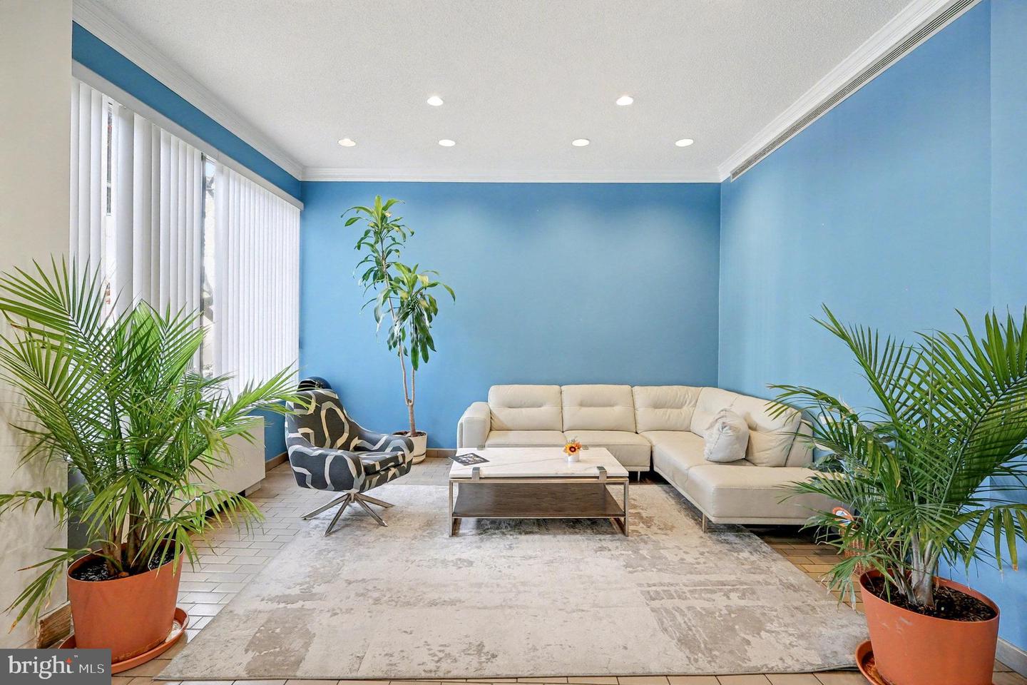 5340 HOLMES RUN PKWY #1118, ALEXANDRIA, Virginia 22304, 2 Bedrooms Bedrooms, ,1 BathroomBathrooms,Residential,For sale,5340 HOLMES RUN PKWY #1118,VAAX2052050 MLS # VAAX2052050 5340 HOLMES RUN PKWY #1118, ALEXANDRIA, Virginia 22304, 2 Bedrooms Bedrooms, ,1 BathroomBathrooms,Residential,For sale,5340 HOLMES RUN PKWY #1118,VAAX2052050 MLS # VAAX2052050