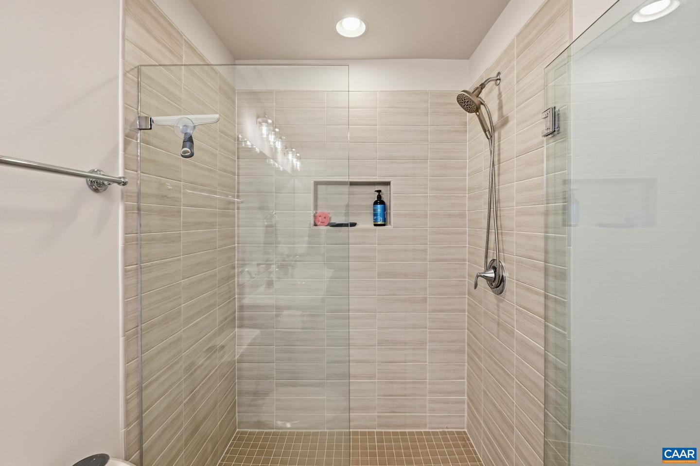 5428 GOLF DR, CROZET, Virginia 22932, 3 Bedrooms Bedrooms, ,2 BathroomsBathrooms,Residential,For sale,5428 GOLF DR,671470 MLS # 671470