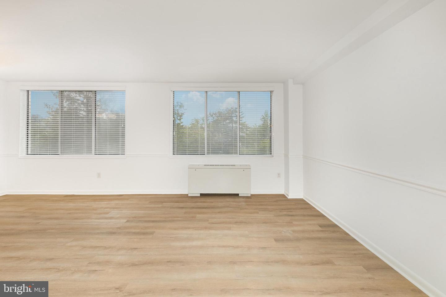 6641 WAKEFIELD DR #317, ALEXANDRIA, Virginia 22307, 2 Bedrooms Bedrooms, ,1 BathroomBathrooms,Residential,For sale,6641 WAKEFIELD DR #317,VAFX2280640 MLS # VAFX2280640