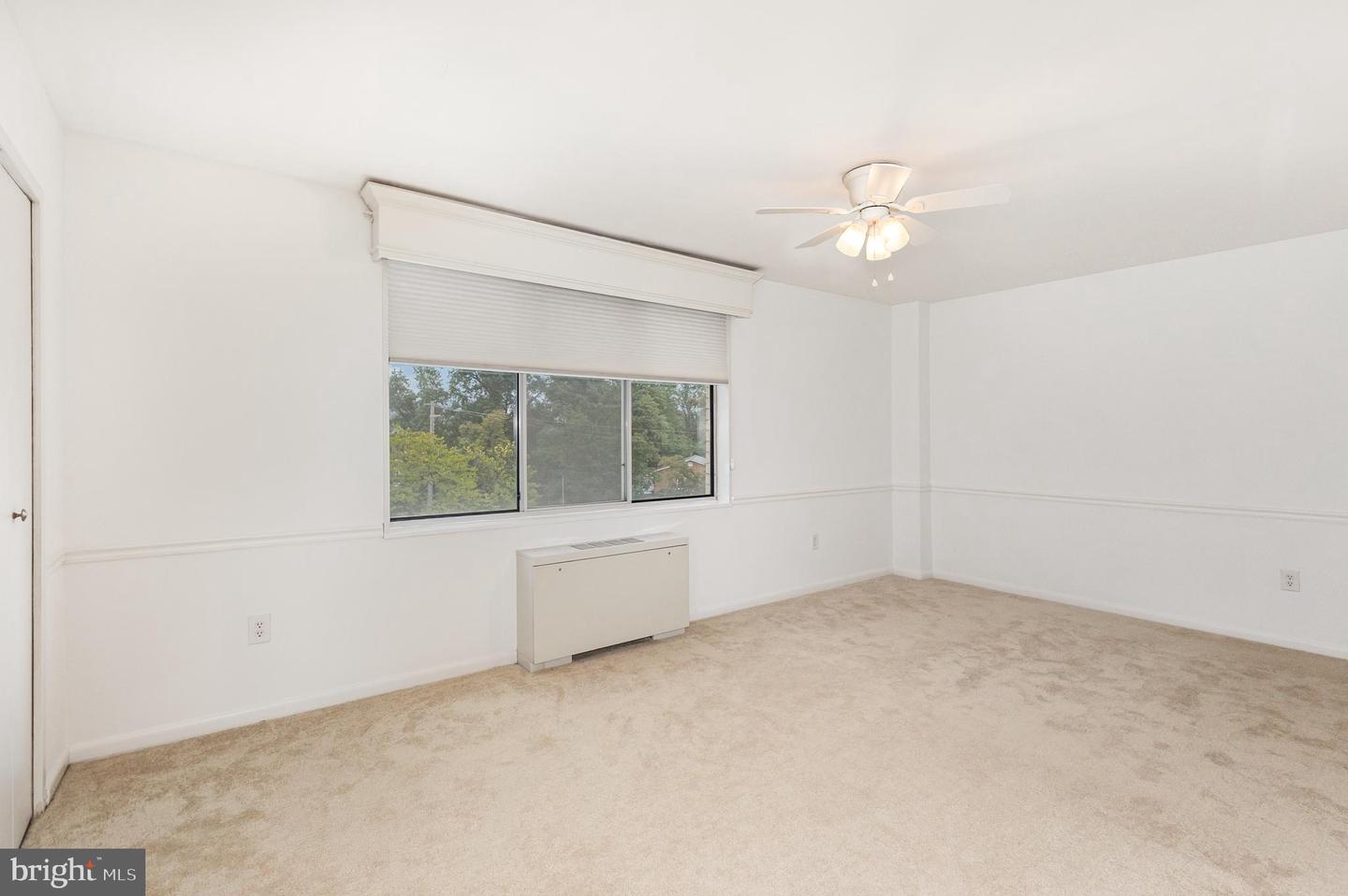 6641 WAKEFIELD DR #317, ALEXANDRIA, Virginia 22307, 2 Bedrooms Bedrooms, ,1 BathroomBathrooms,Residential,For sale,6641 WAKEFIELD DR #317,VAFX2280640 MLS # VAFX2280640