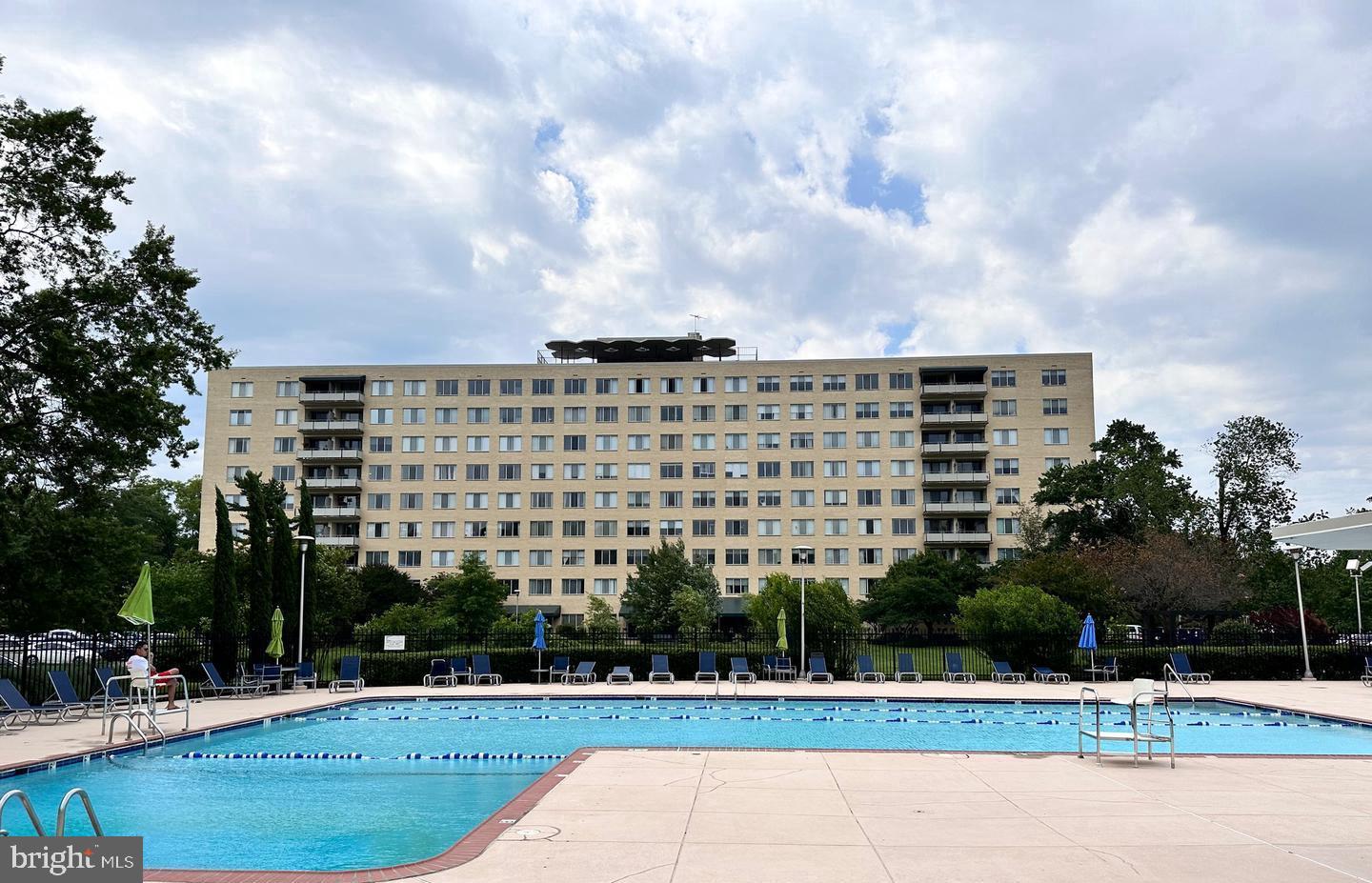 6641 WAKEFIELD DR #317, ALEXANDRIA, Virginia 22307, 2 Bedrooms Bedrooms, ,1 BathroomBathrooms,Residential,For sale,6641 WAKEFIELD DR #317,VAFX2280640 MLS # VAFX2280640