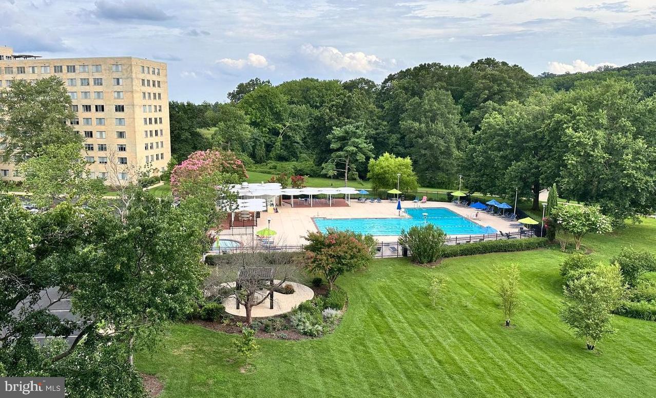 6641 WAKEFIELD DR #317, ALEXANDRIA, Virginia 22307, 2 Bedrooms Bedrooms, ,1 BathroomBathrooms,Residential,For sale,6641 WAKEFIELD DR #317,VAFX2280640 MLS # VAFX2280640