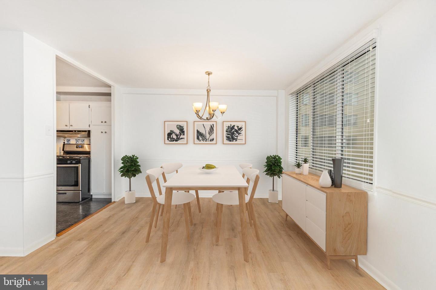 6641 WAKEFIELD DR #317, ALEXANDRIA, Virginia 22307, 2 Bedrooms Bedrooms, ,1 BathroomBathrooms,Residential,For sale,6641 WAKEFIELD DR #317,VAFX2280640 MLS # VAFX2280640