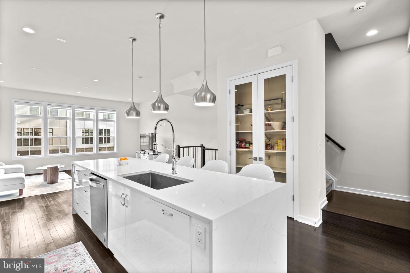 7509 SAWYER FARM WAY #2002, MCLEAN, Virginia 22102, 4 Bedrooms Bedrooms, ,3 BathroomsBathrooms,Residential,For sale,7509 SAWYER FARM WAY #2002,VAFX2280644 MLS # VAFX2280644