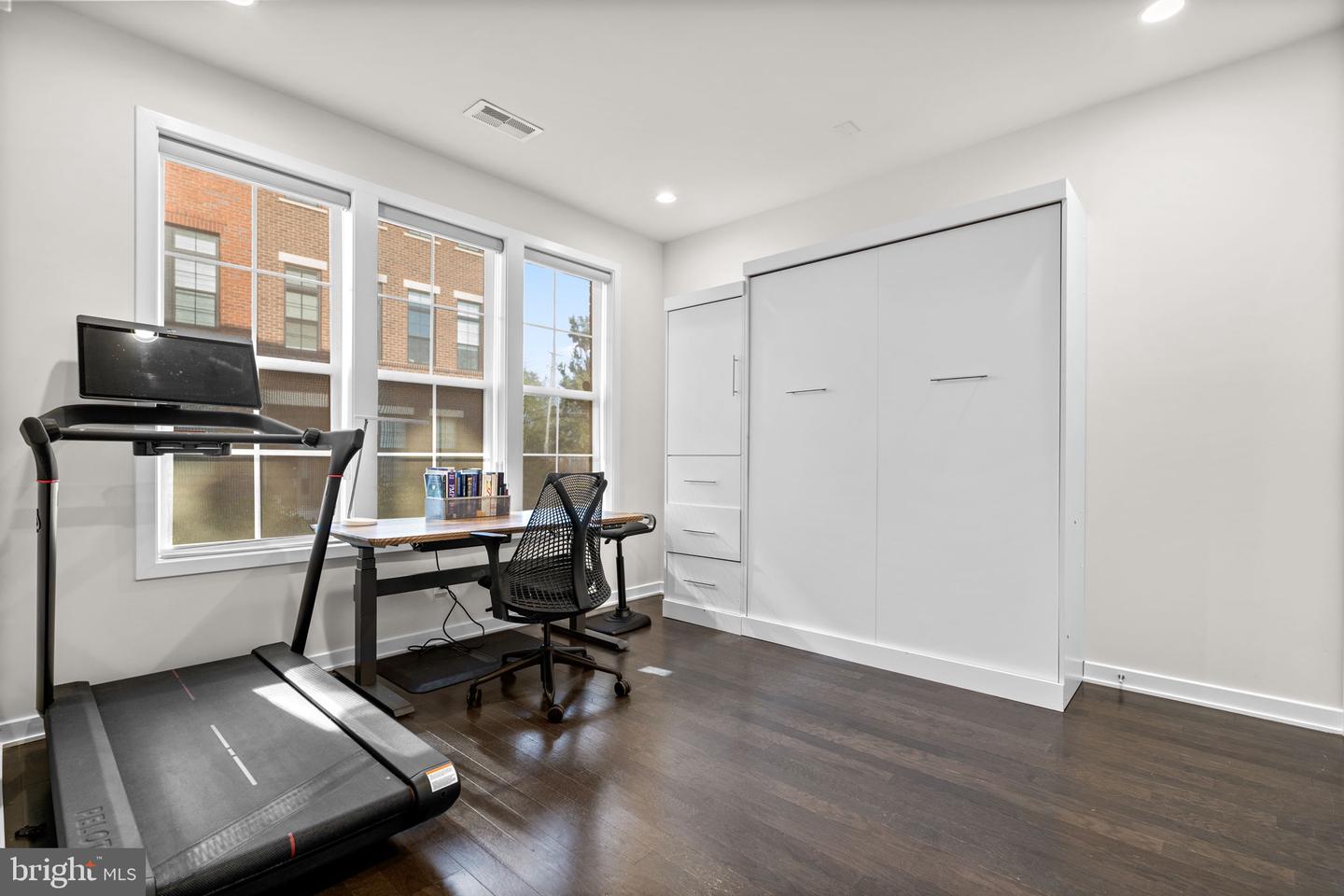 7509 SAWYER FARM WAY #2002, MCLEAN, Virginia 22102, 4 Bedrooms Bedrooms, ,3 BathroomsBathrooms,Residential,For sale,7509 SAWYER FARM WAY #2002,VAFX2280644 MLS # VAFX2280644