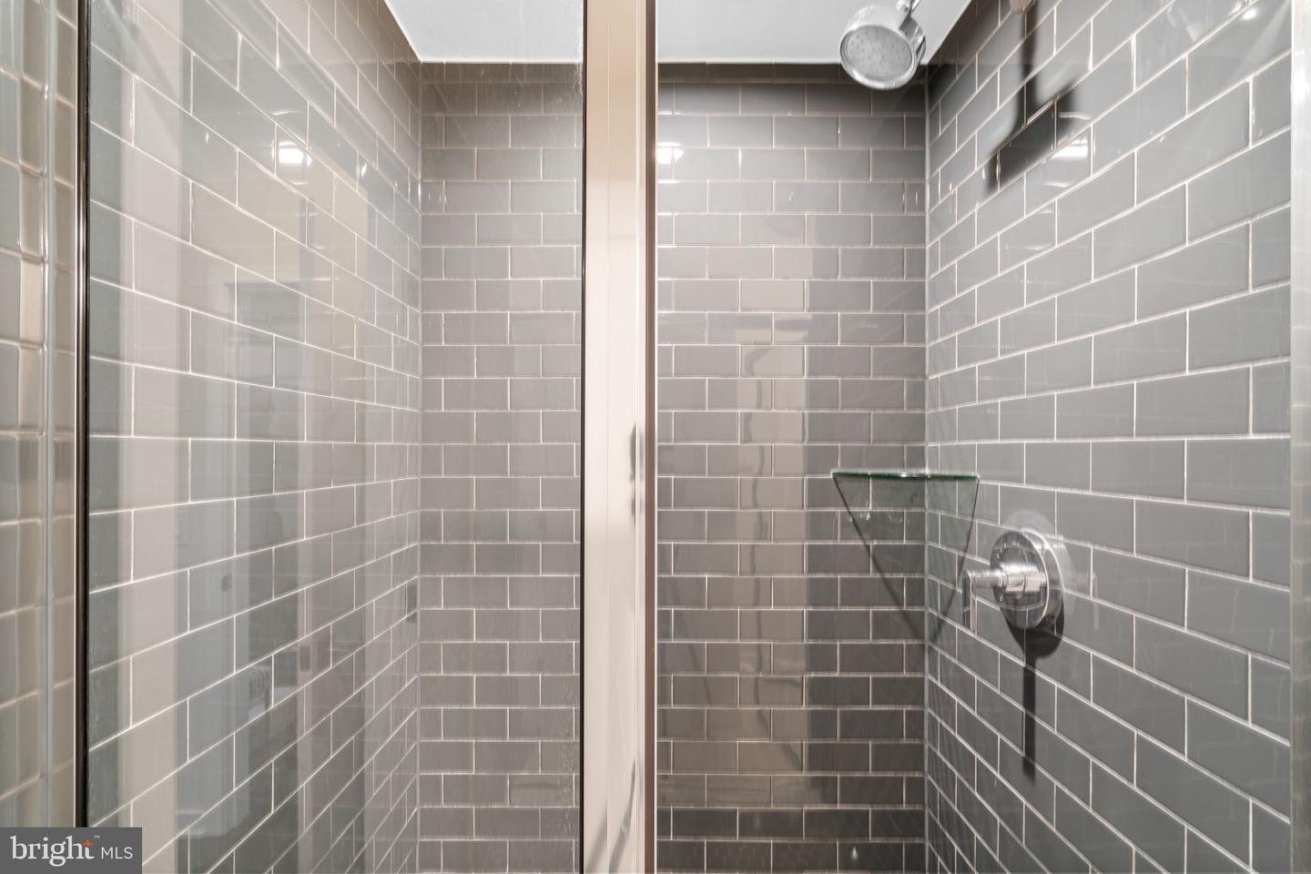 7509 SAWYER FARM WAY #2002, MCLEAN, Virginia 22102, 4 Bedrooms Bedrooms, ,3 BathroomsBathrooms,Residential,For sale,7509 SAWYER FARM WAY #2002,VAFX2280644 MLS # VAFX2280644