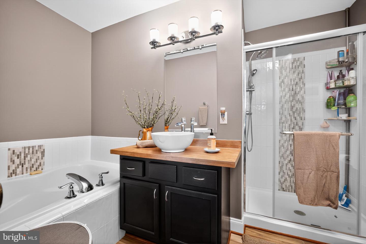 8768 DUNSTABLE LOOP, BRISTOW, Virginia 20136, 3 Bedrooms Bedrooms, 17 Rooms Rooms,3 BathroomsBathrooms,Residential,For sale,8768 DUNSTABLE LOOP,VAPW2108408 MLS # VAPW2108408