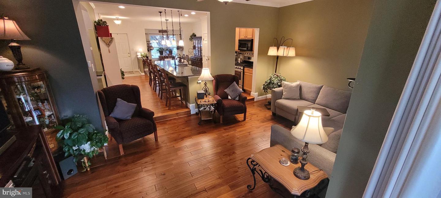 8768 DUNSTABLE LOOP, BRISTOW, Virginia 20136, 3 Bedrooms Bedrooms, 17 Rooms Rooms,3 BathroomsBathrooms,Residential,For sale,8768 DUNSTABLE LOOP,VAPW2108408 MLS # VAPW2108408