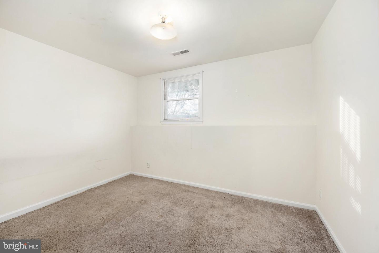 11806 BUCHANAN CT, FREDERICKSBURG, Virginia 22407, 4 Bedrooms Bedrooms, ,2 BathroomsBathrooms,Residential,For sale,11806 BUCHANAN CT,VASP2037844 MLS # VASP2037844