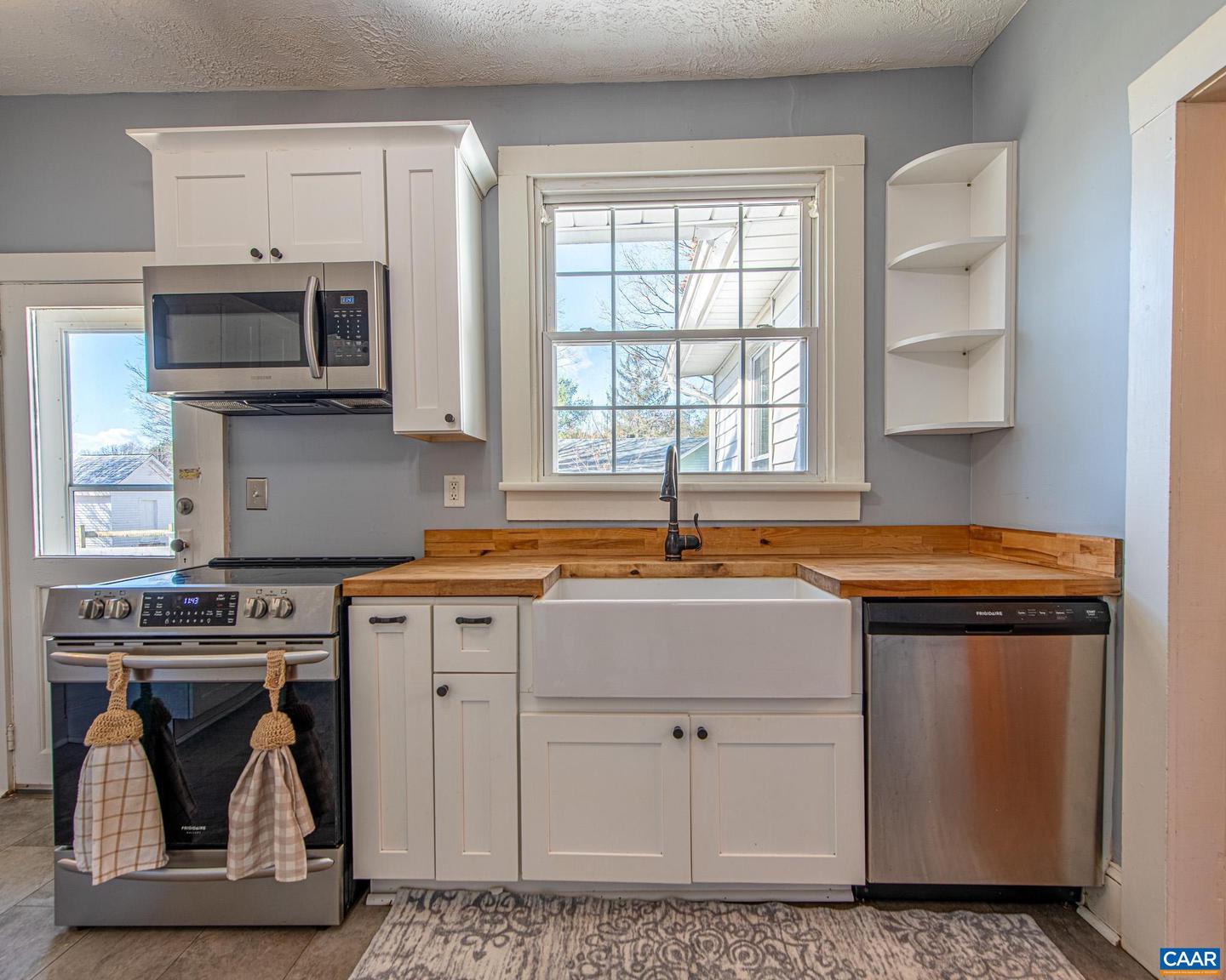 22 QUARTER LN, BUCKINGHAM, Virginia 23921, 2 Bedrooms Bedrooms, ,1 BathroomBathrooms,Residential,For sale,22 QUARTER LN,671490 MLS # 671490