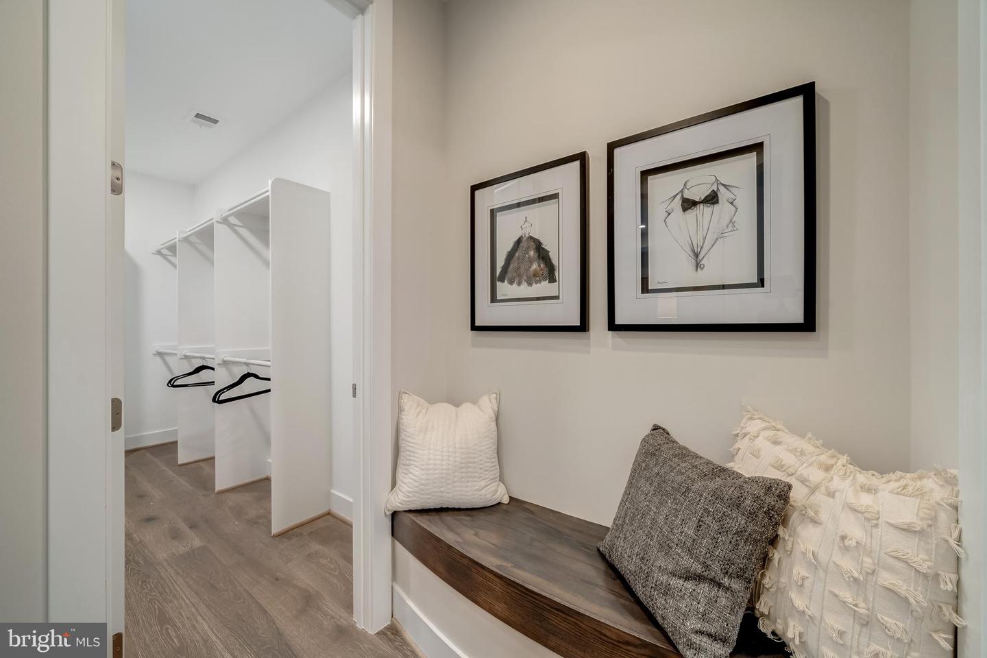 1002 SPRINGVALE RD, GREAT FALLS, Virginia 22066, 6 Bedrooms Bedrooms, ,6 BathroomsBathrooms,Residential,For sale,1002 SPRINGVALE RD,VAFX2247540 MLS # VAFX2247540