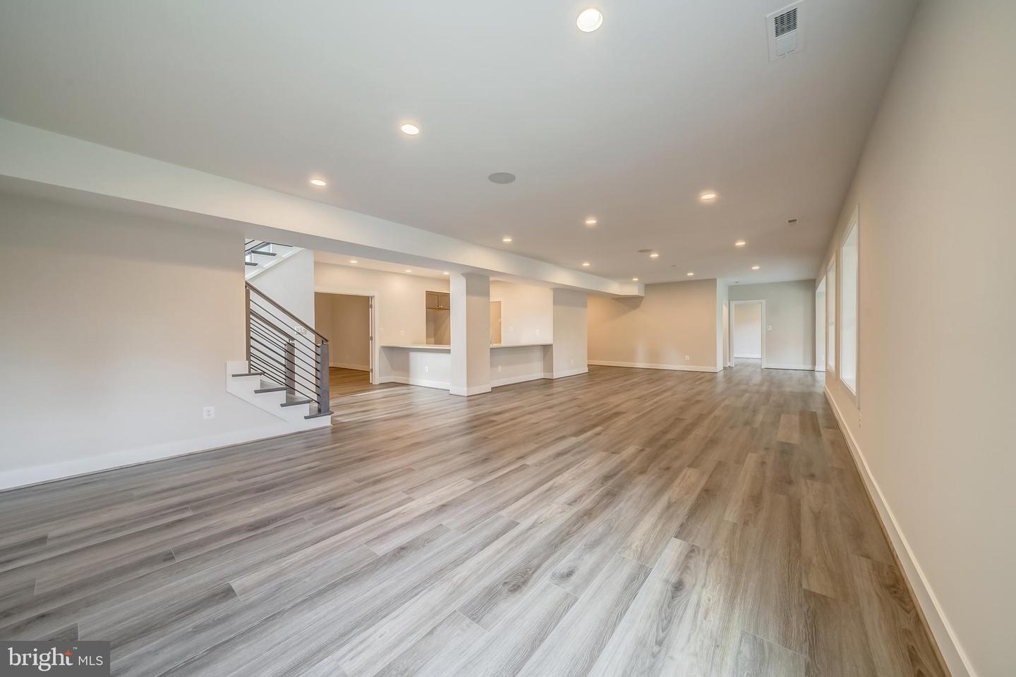 1002 SPRINGVALE RD, GREAT FALLS, Virginia 22066, 6 Bedrooms Bedrooms, ,6 BathroomsBathrooms,Residential,For sale,1002 SPRINGVALE RD,VAFX2247540 MLS # VAFX2247540