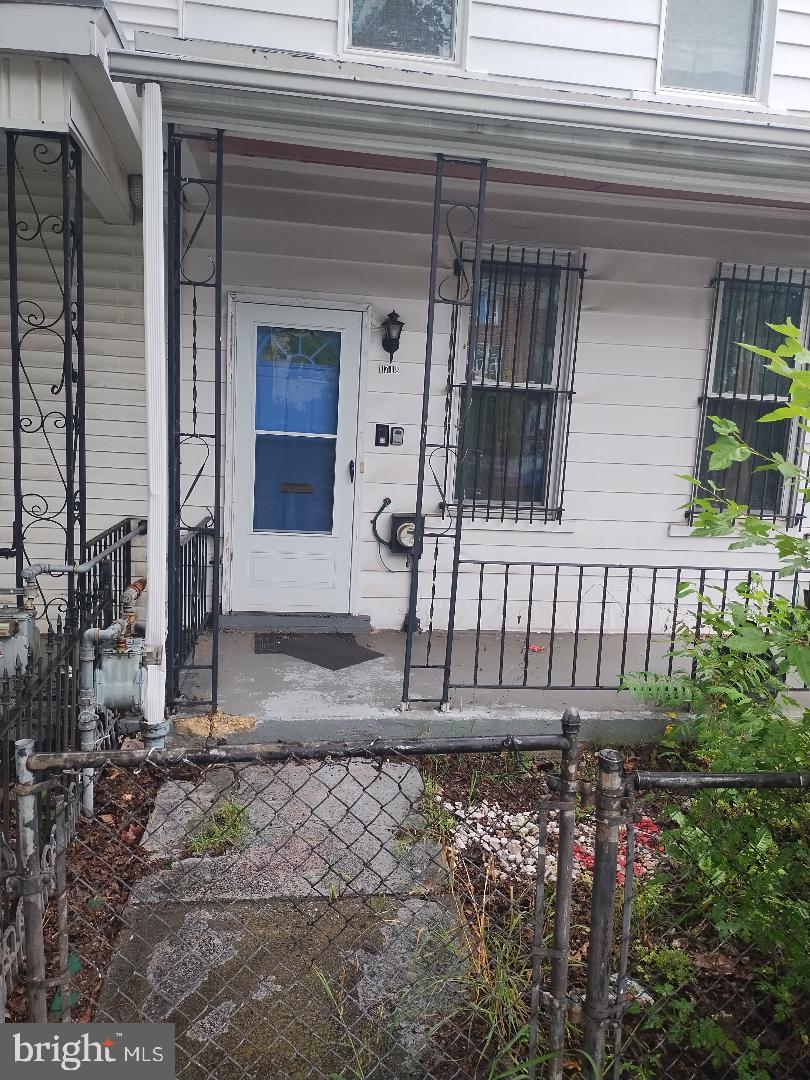 1718 INDEPENDENCE AVE SE, WASHINGTON, District Of Columbia 20003, 3 Bedrooms Bedrooms, ,1 BathroomBathrooms,Residential,For sale,1718 INDEPENDENCE AVE SE,DCDC2224022 MLS # DCDC2224022