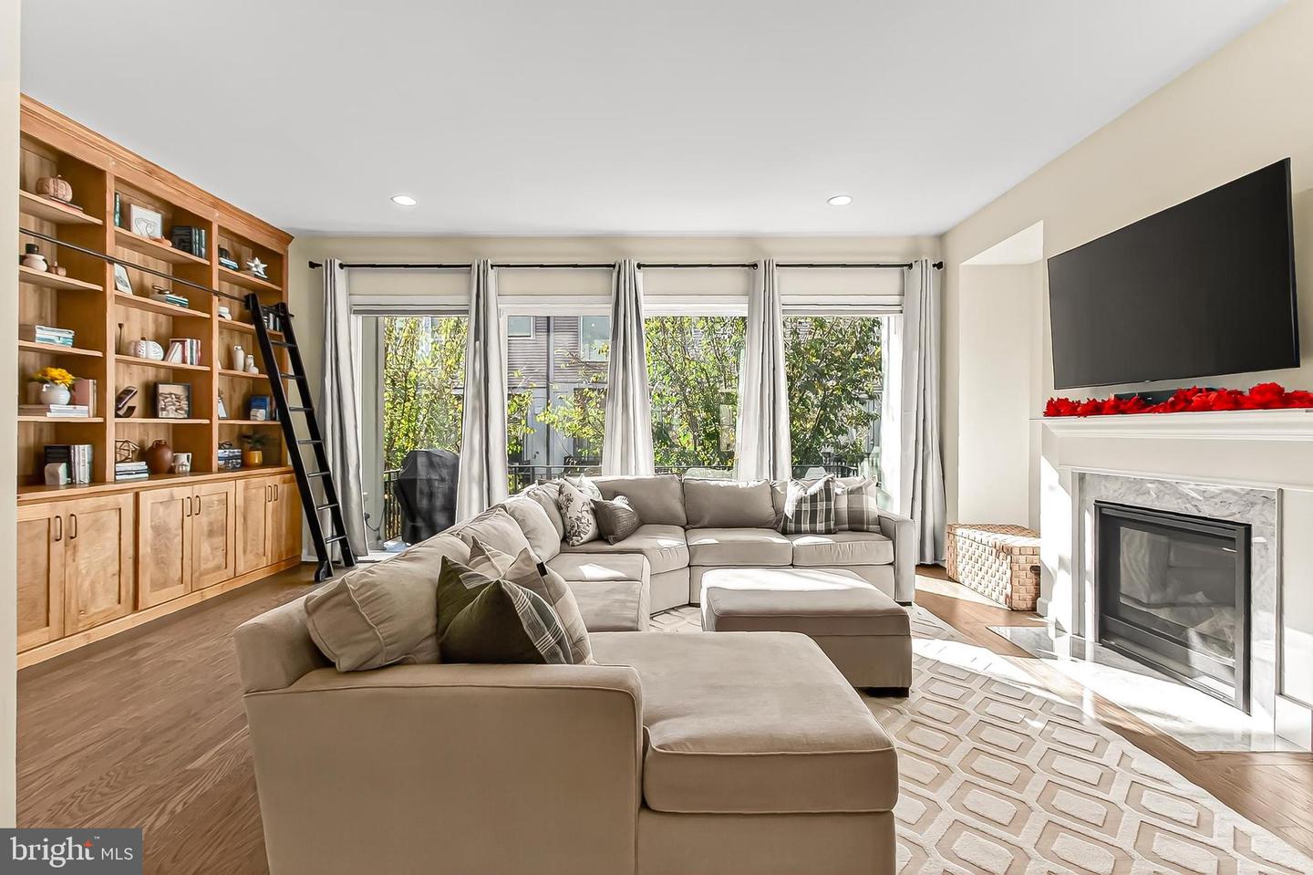 42283 ASHMEAD TER, BRAMBLETON, Virginia 20148, 3 Bedrooms Bedrooms, ,3 BathroomsBathrooms,Residential,For sale,42283 ASHMEAD TER,VALO2109180 MLS # VALO2109180