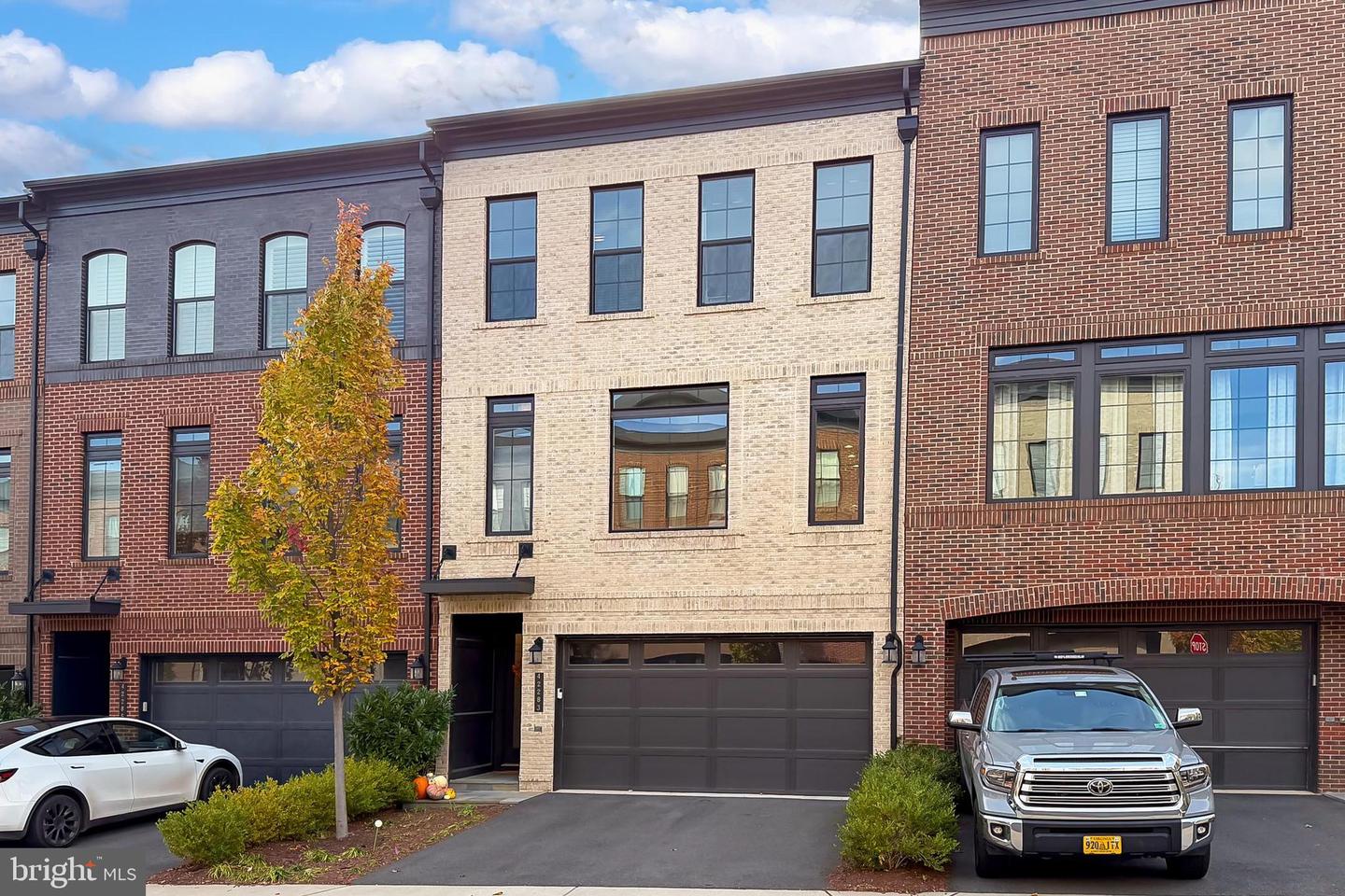 42283 ASHMEAD TER, BRAMBLETON, Virginia 20148, 3 Bedrooms Bedrooms, ,3 BathroomsBathrooms,Residential,For sale,42283 ASHMEAD TER,VALO2109180 MLS # VALO2109180